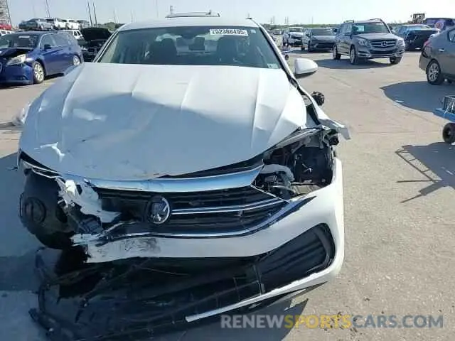 11 Photograph of a damaged car 3VW5M7BU0RM095945 VOLKSWAGEN JETTA 2024