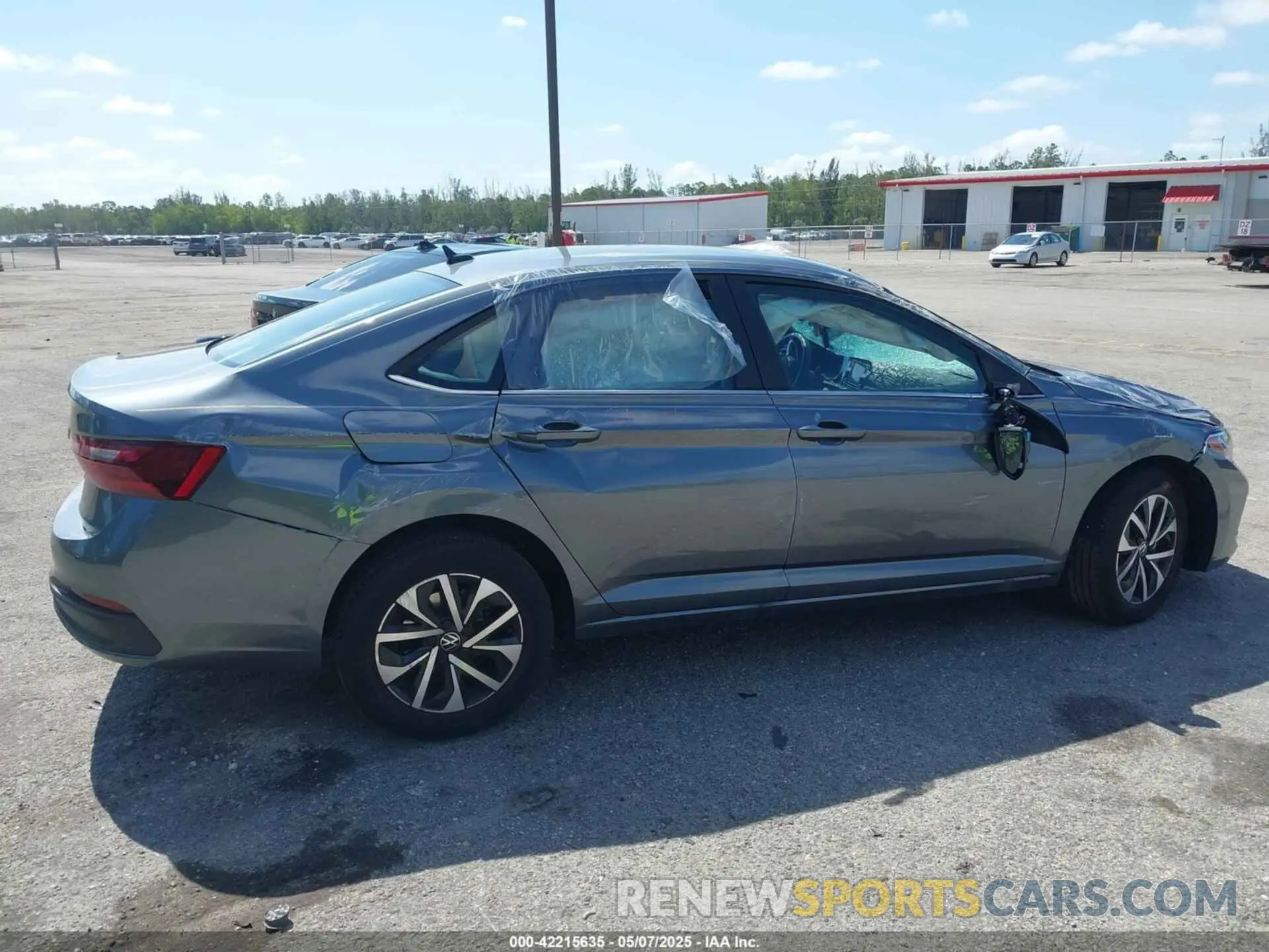 4 Photograph of a damaged car 3VW5M7BU2RM074403 VOLKSWAGEN JETTA 2024