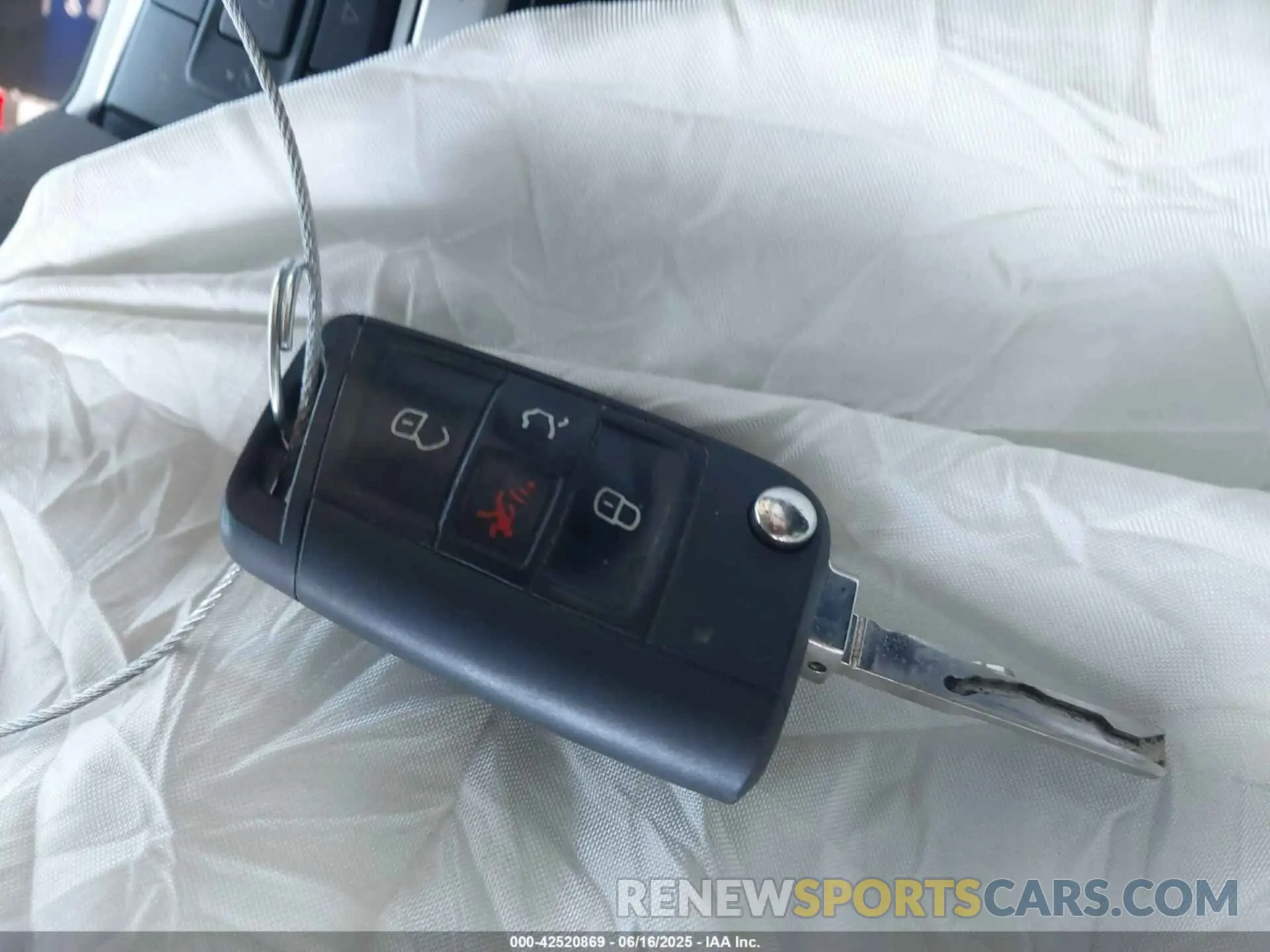 11 Photograph of a damaged car 3VW5M7BU4RM027972 VOLKSWAGEN JETTA 2024