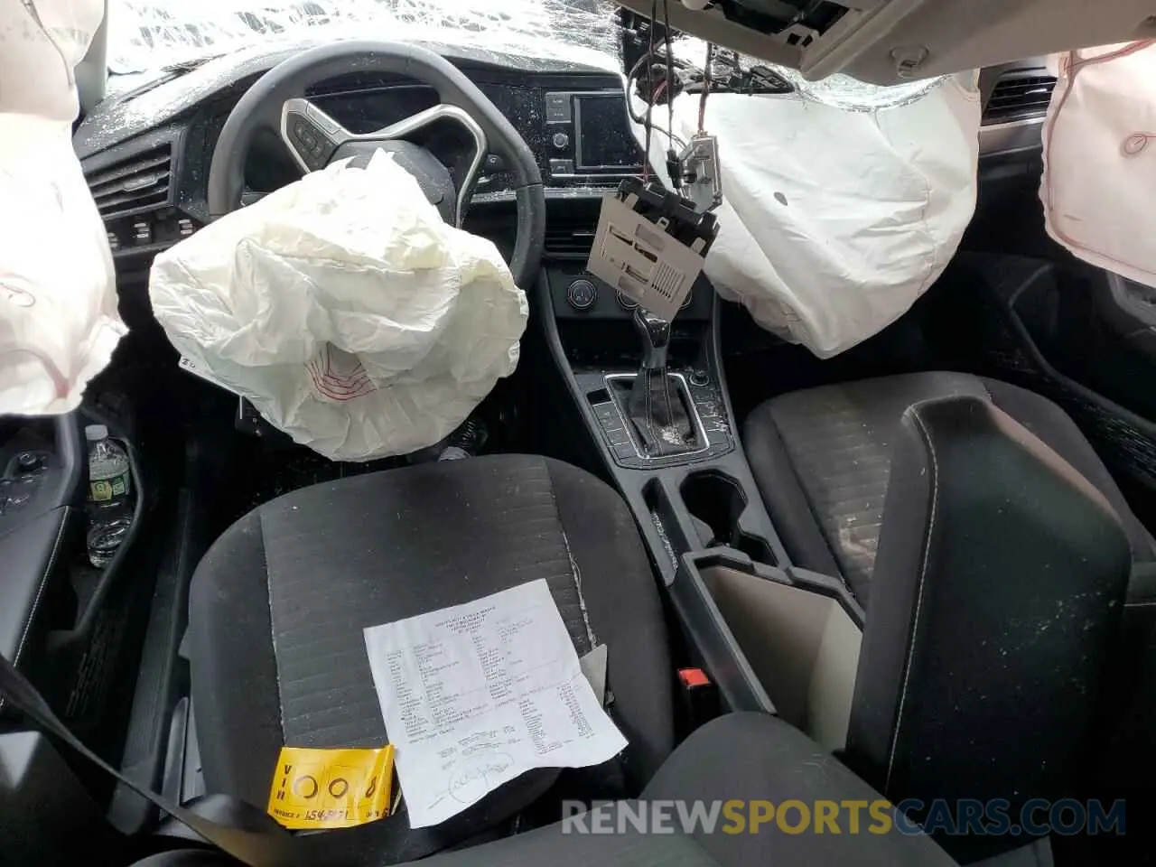 8 Photograph of a damaged car 3VW5M7BU4RM041094 VOLKSWAGEN JETTA 2024