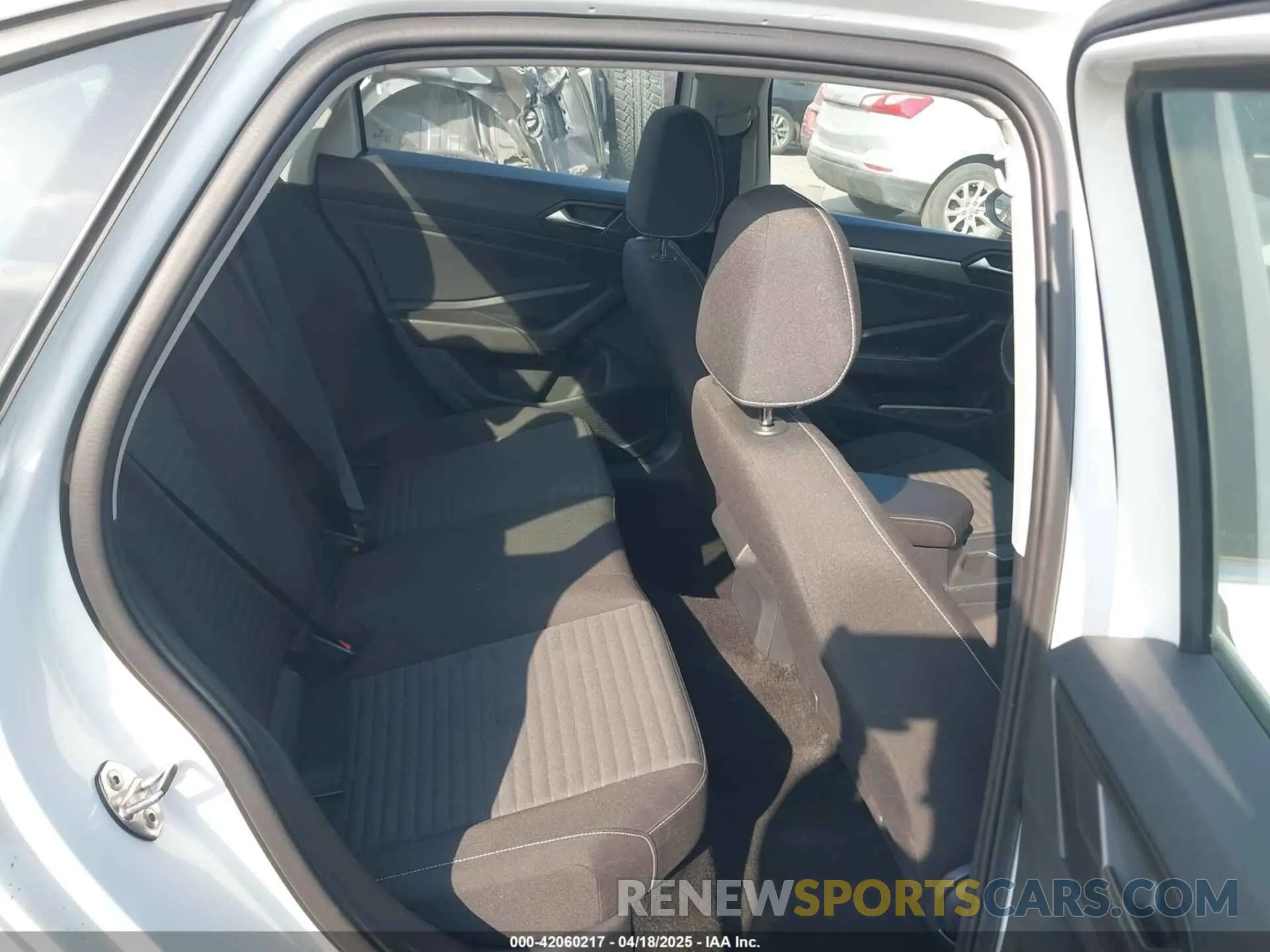 8 Photograph of a damaged car 3VW5M7BU7RM002788 VOLKSWAGEN JETTA 2024
