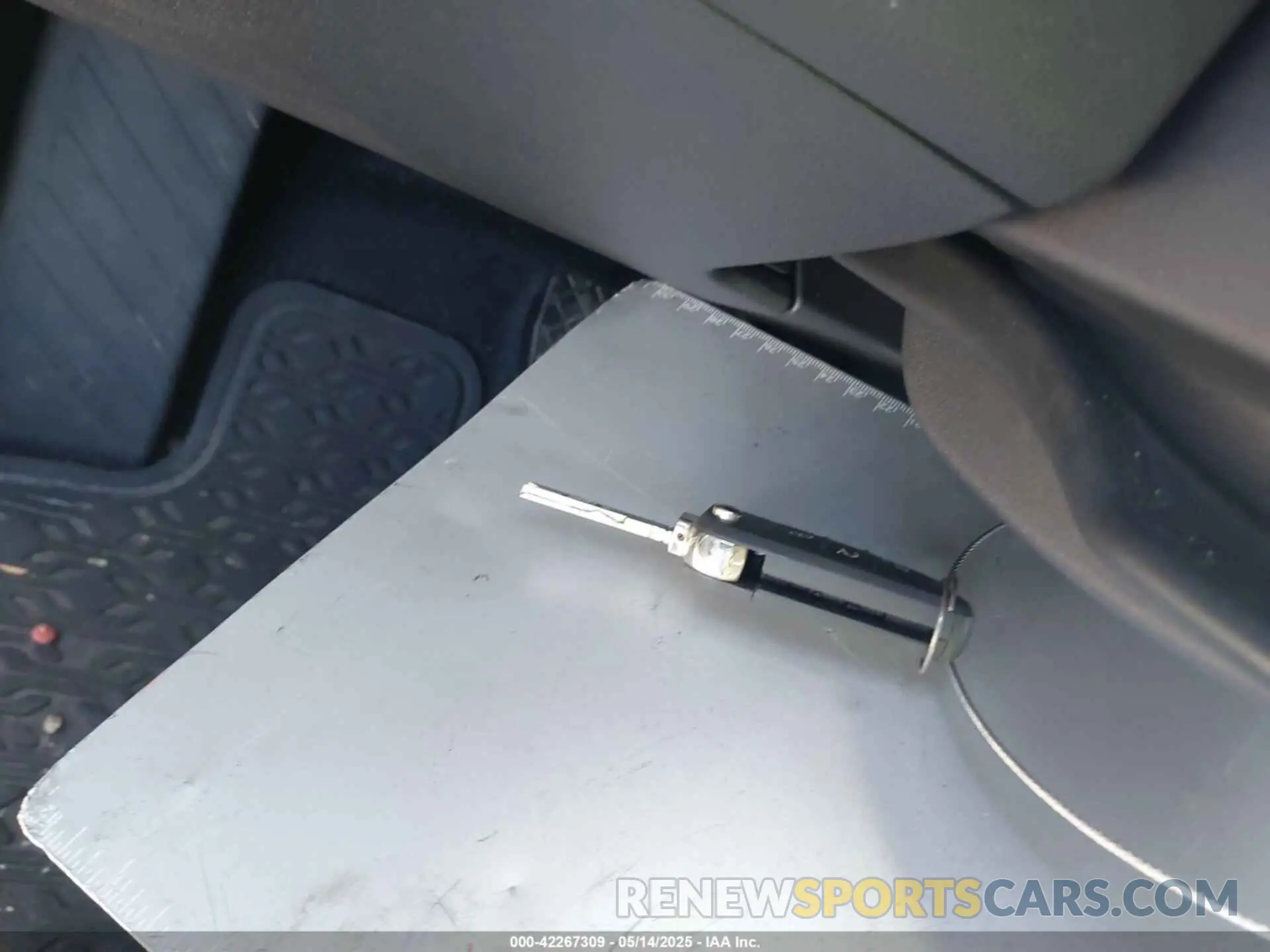 11 Photograph of a damaged car 3VW5M7BU9RM097967 VOLKSWAGEN JETTA 2024