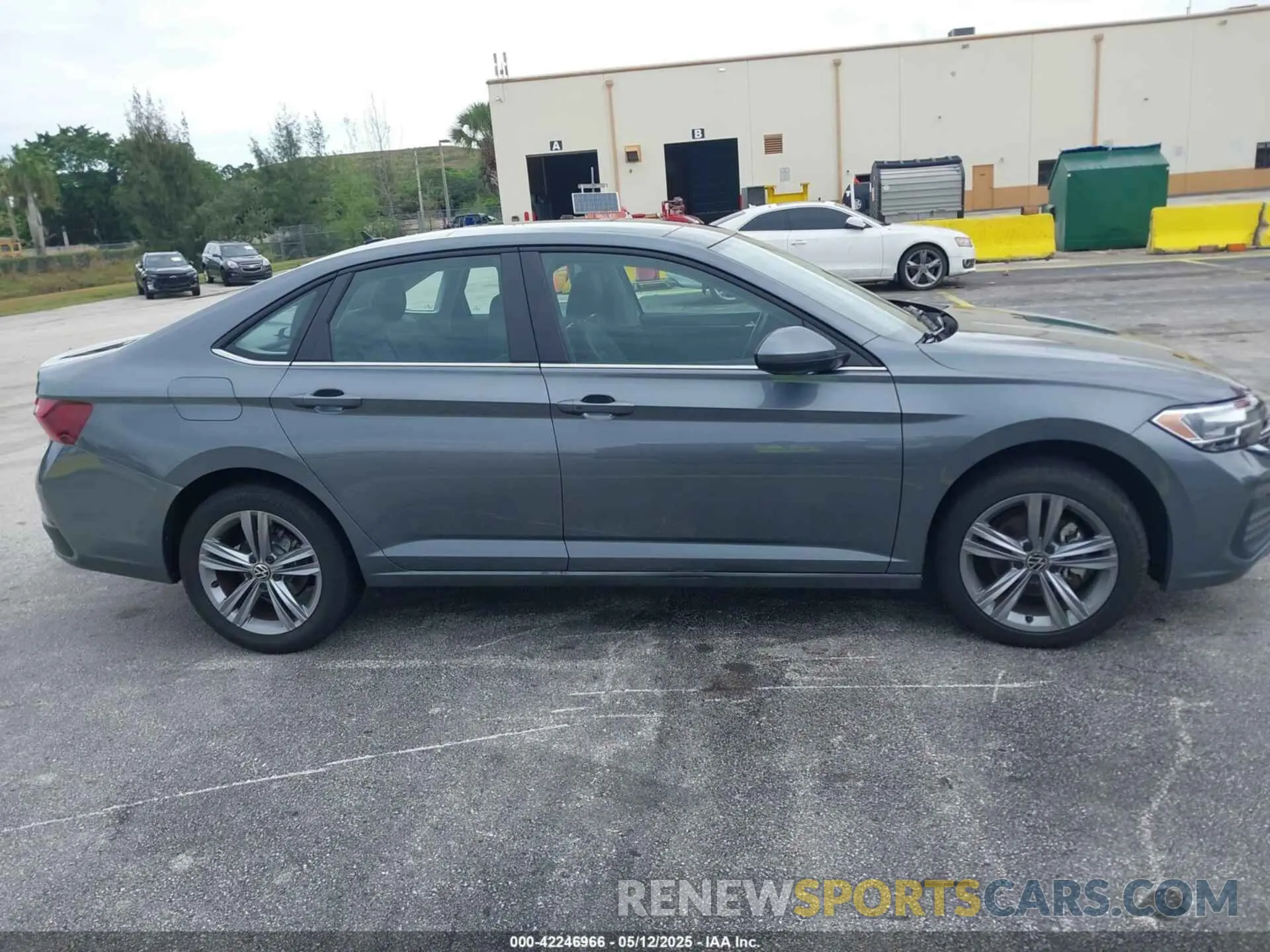 13 Photograph of a damaged car 3VW7M7BU0RM014287 VOLKSWAGEN JETTA 2024
