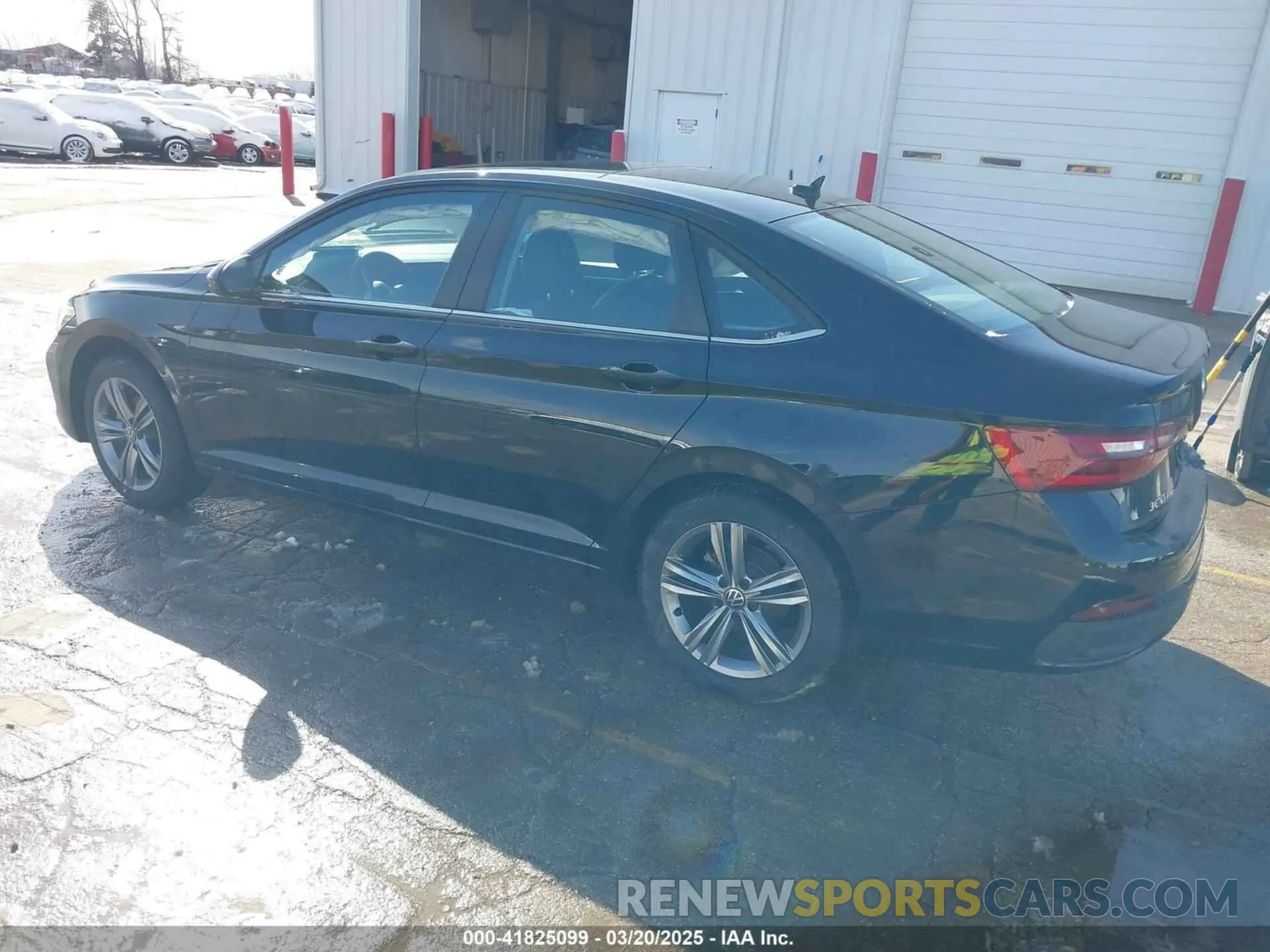 3 Фотография поврежденного автомобиля 3VW7M7BU0RM094366 VOLKSWAGEN JETTA 2024