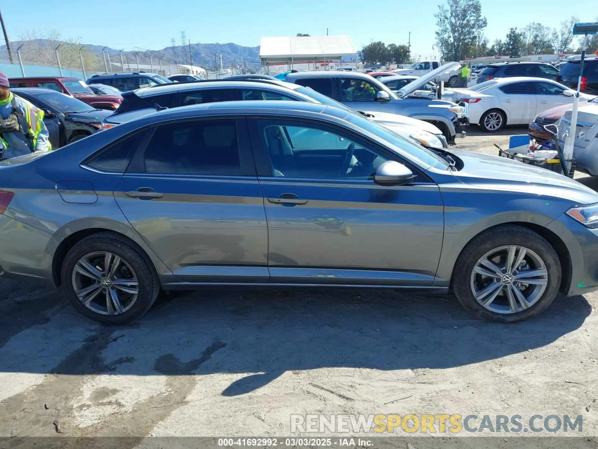 14 Фотография поврежденного автомобиля 3VW7M7BU4RM034848 VOLKSWAGEN JETTA 2024