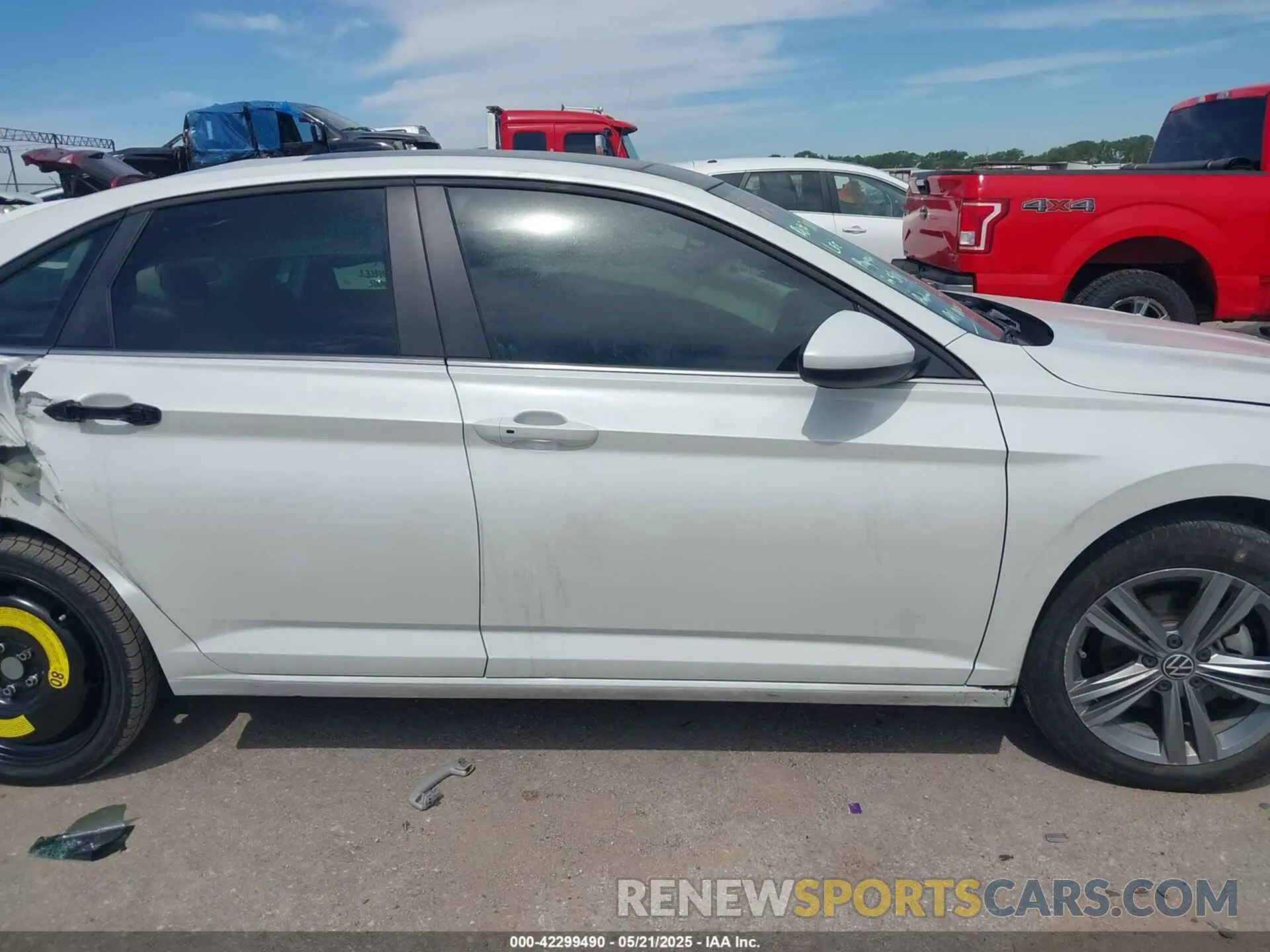13 Photograph of a damaged car 3VW7M7BU4RM036051 VOLKSWAGEN JETTA 2024