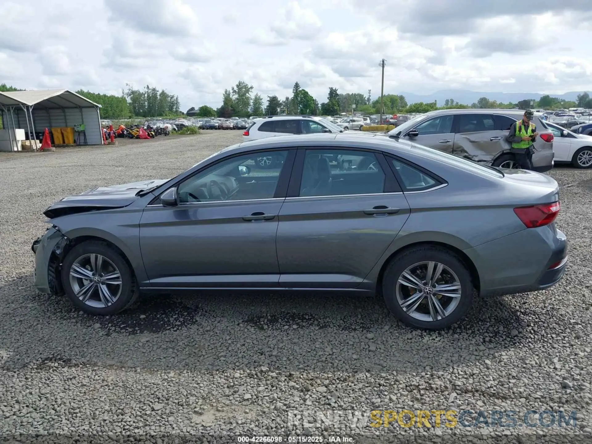 14 Photograph of a damaged car 3VW7M7BU4RM057045 VOLKSWAGEN JETTA 2024