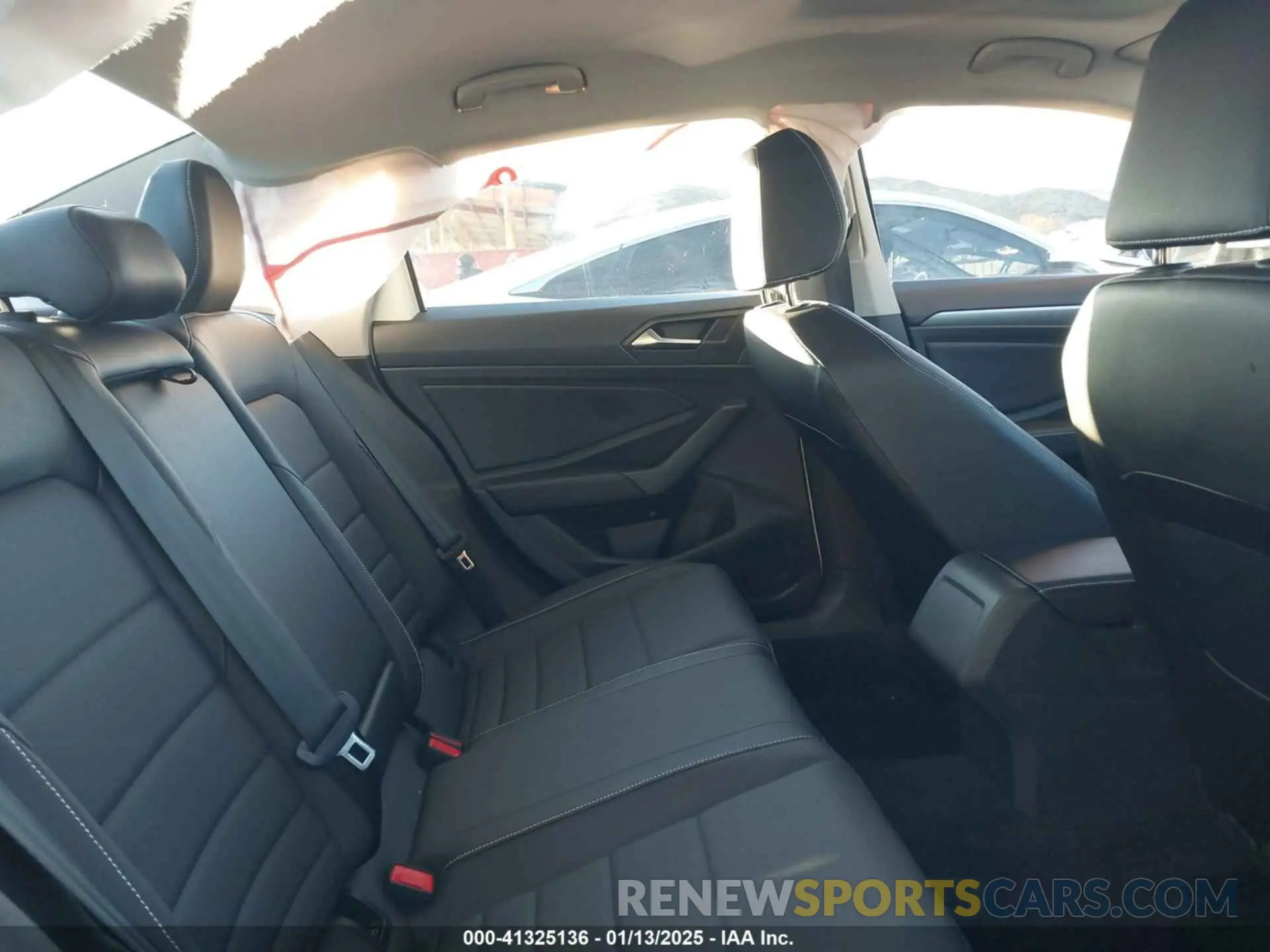 8 Фотография поврежденного автомобиля 3VW7M7BU8RM012934 VOLKSWAGEN JETTA 2024