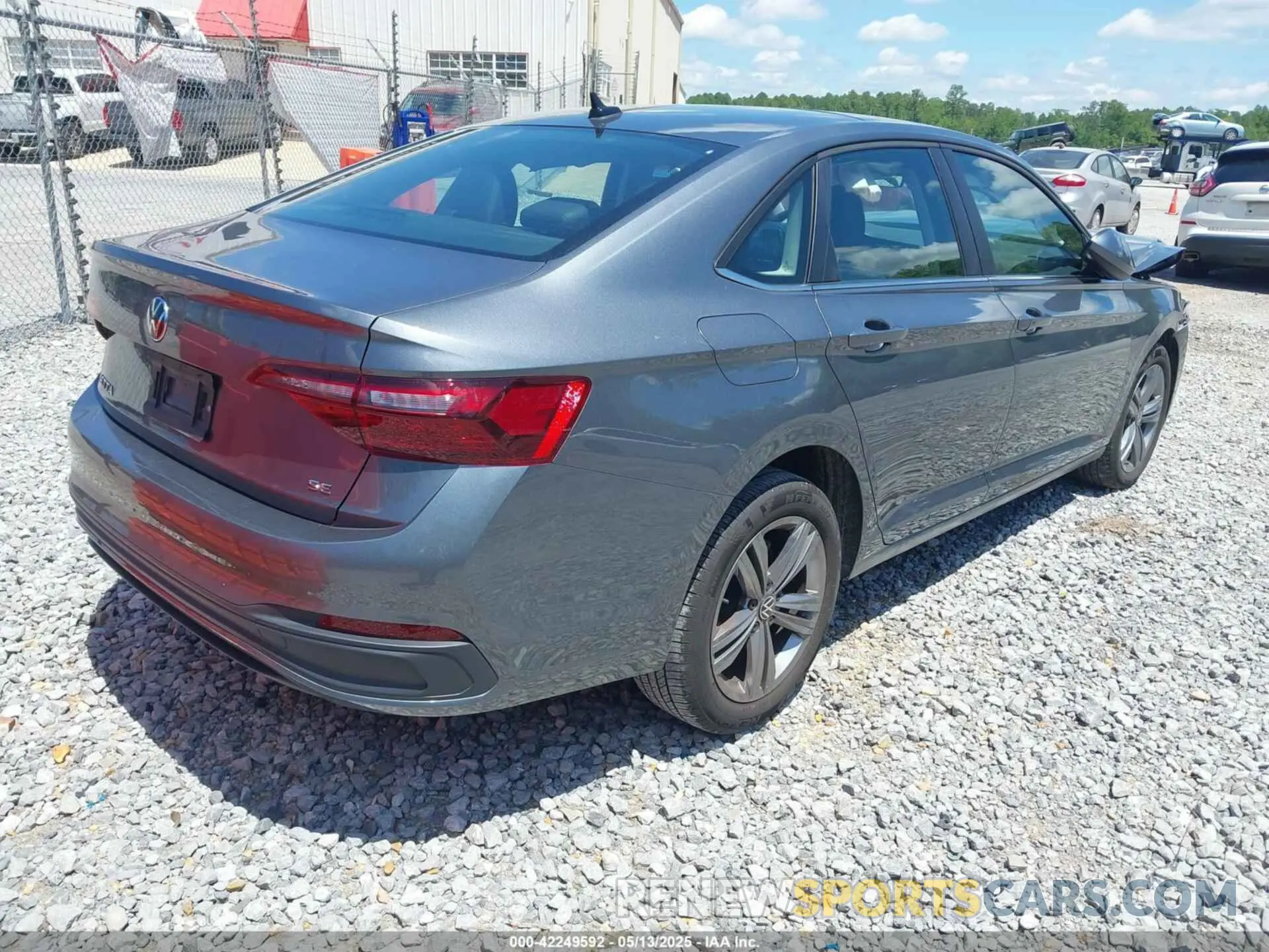 4 Photograph of a damaged car 3VW7M7BU8RM075287 VOLKSWAGEN JETTA 2024