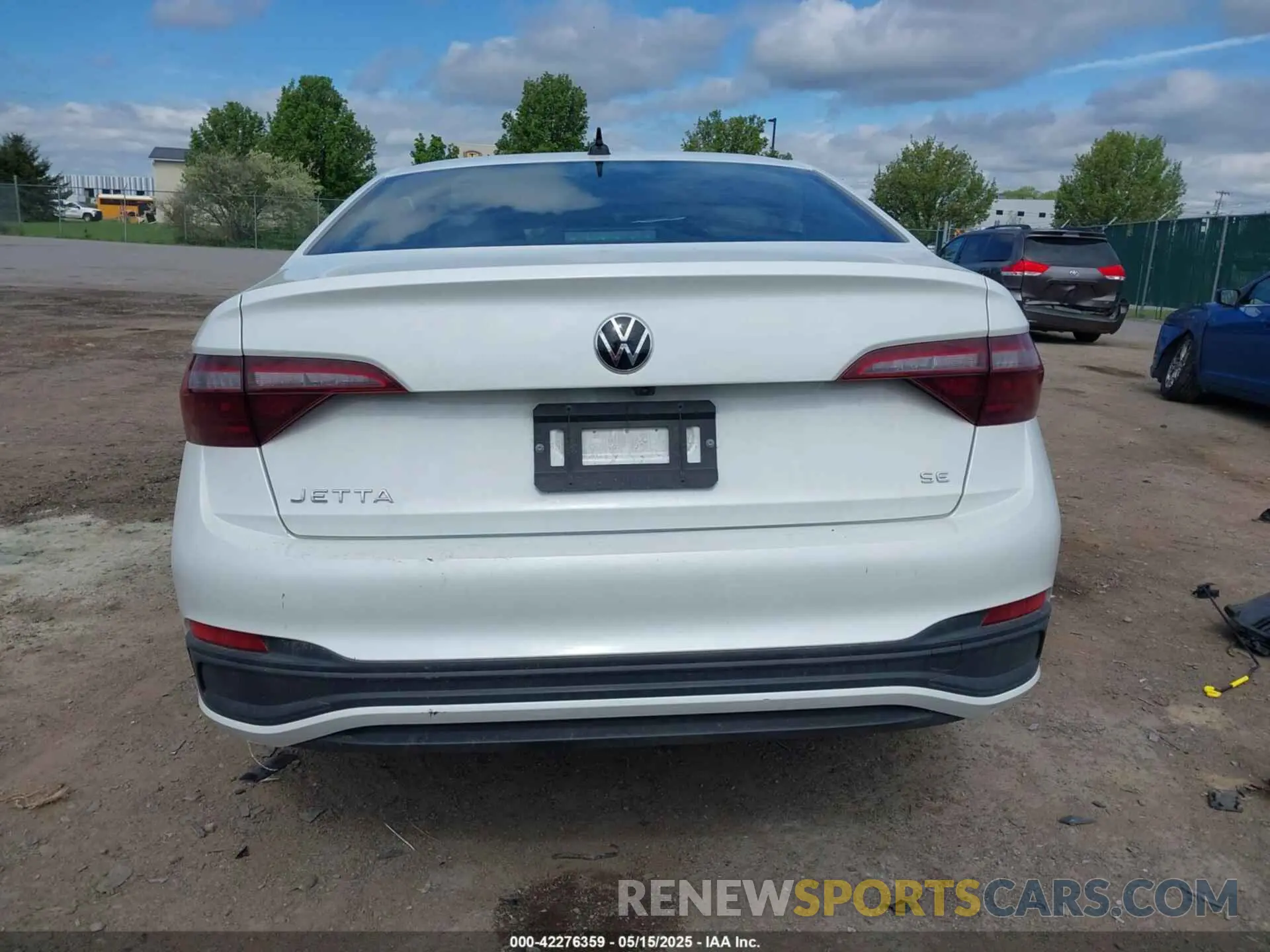 16 Фотография поврежденного автомобиля 3VW7M7BU9RM019360 VOLKSWAGEN JETTA 2024