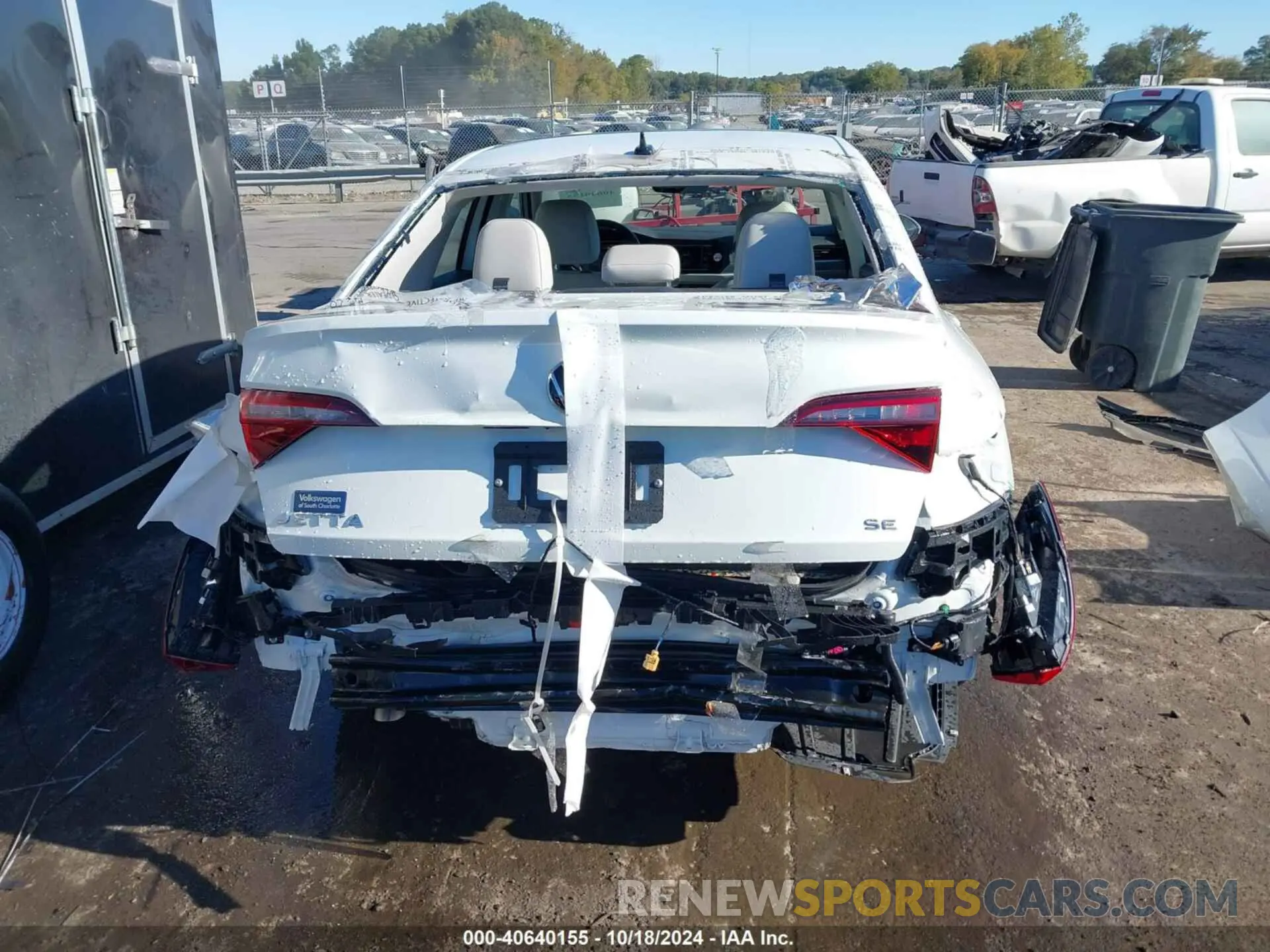 16 Photograph of a damaged car 3VW7M7BU9RM040435 VOLKSWAGEN JETTA 2024