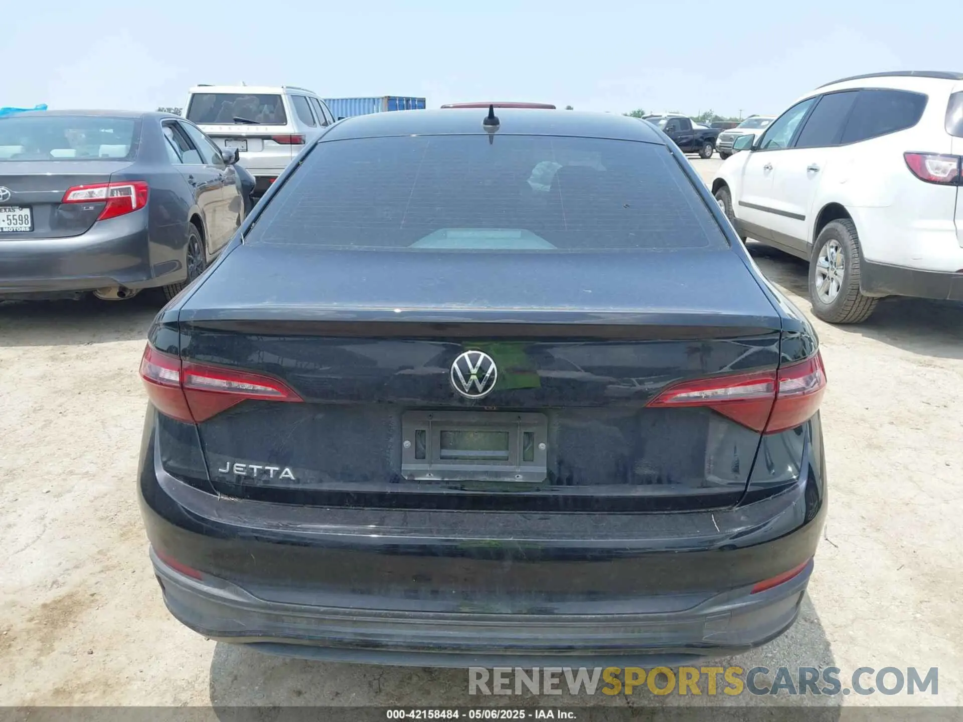 16 Photograph of a damaged car 3VWAM7BU3RM018730 VOLKSWAGEN JETTA 2024