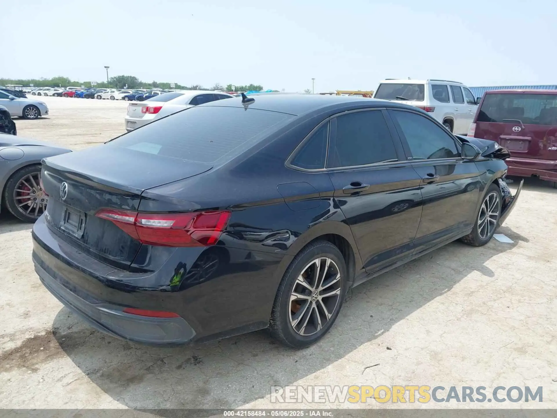 4 Photograph of a damaged car 3VWAM7BU3RM018730 VOLKSWAGEN JETTA 2024