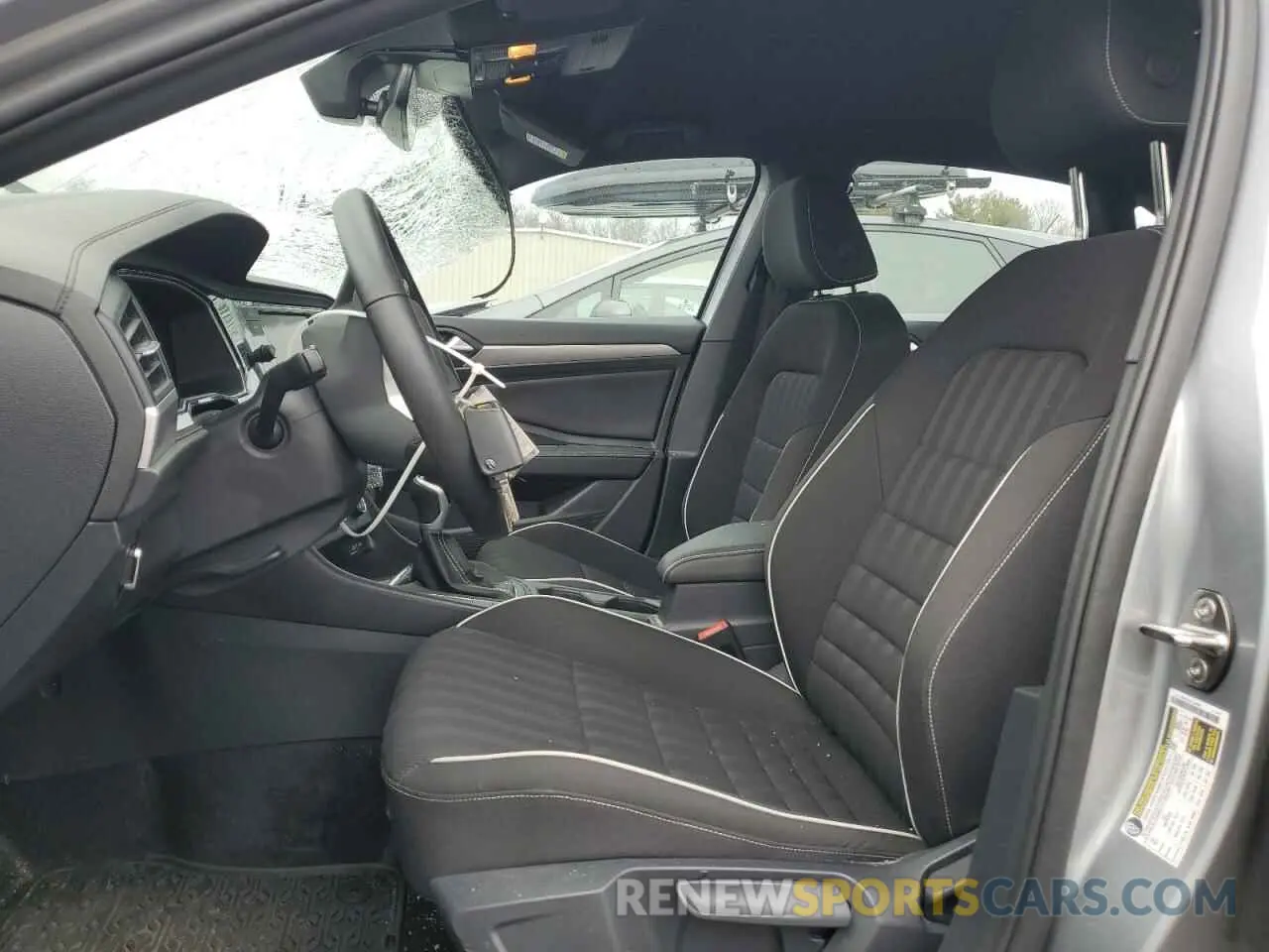 7 Фотография поврежденного автомобиля 3VWAM7BU6RM028443 VOLKSWAGEN JETTA 2024