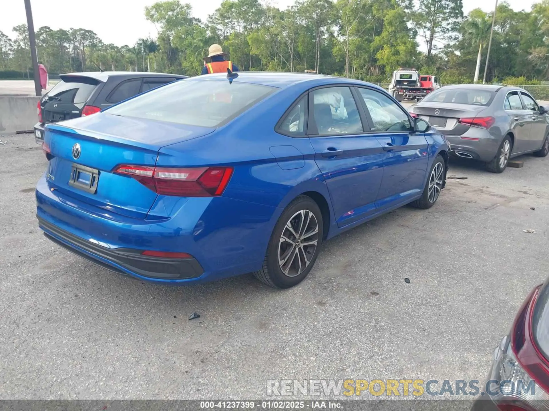 4 Фотография поврежденного автомобиля 3VWBM7BU5RM004803 VOLKSWAGEN JETTA 2024