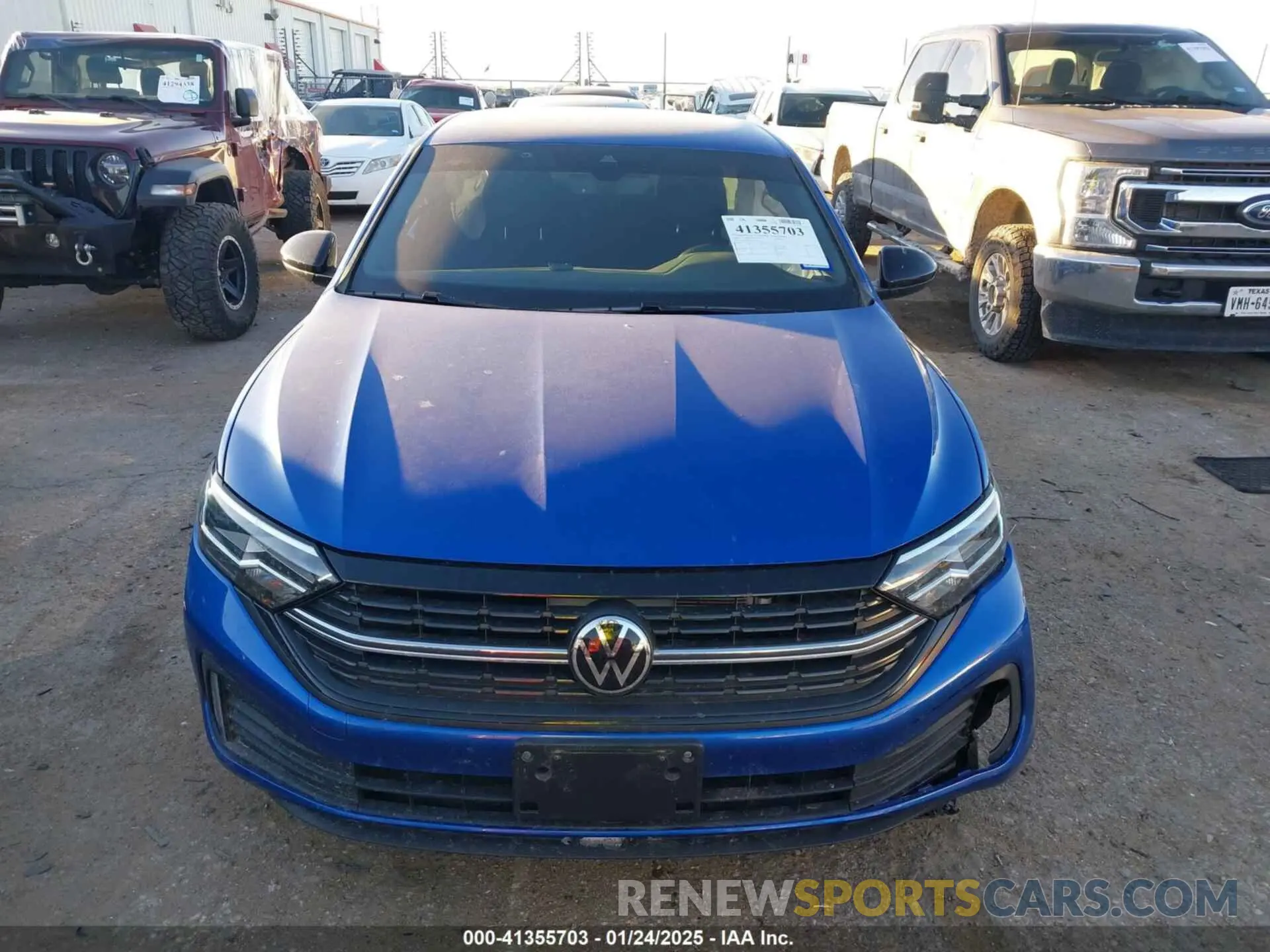 12 Photograph of a damaged car 3VWBM7BU7RM075033 VOLKSWAGEN JETTA 2024