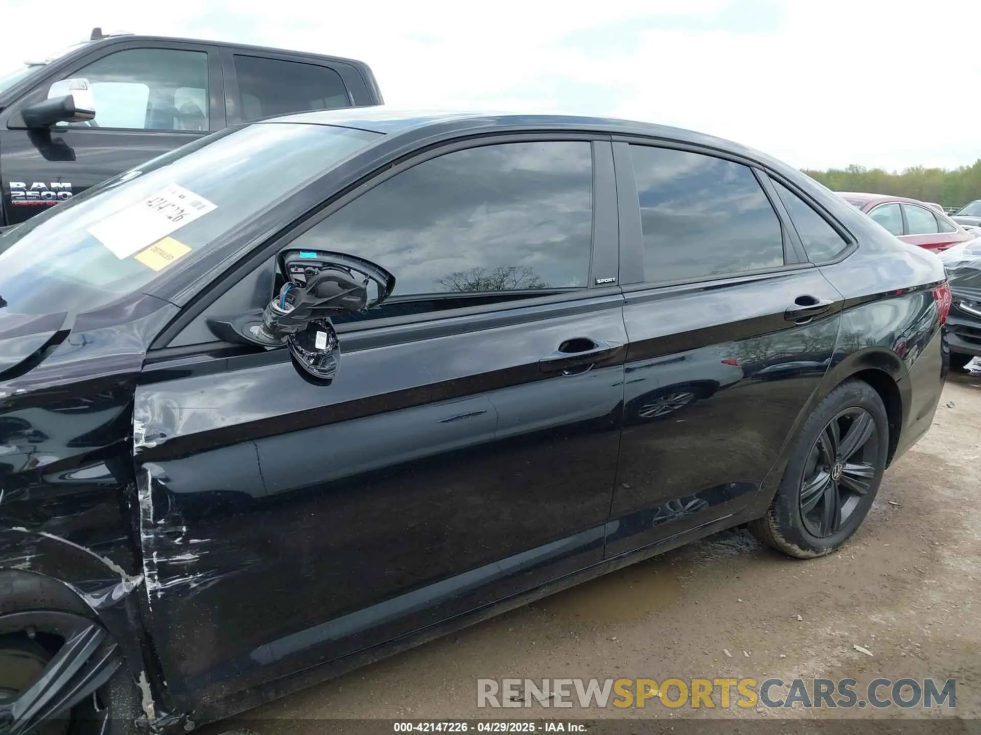14 Фотография поврежденного автомобиля 3VWBM7BU7RM083844 VOLKSWAGEN JETTA 2024