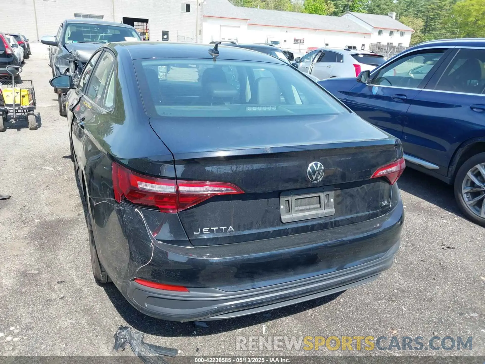 17 Фотография поврежденного автомобиля 3VWEM7BU0RM040900 VOLKSWAGEN JETTA 2024
