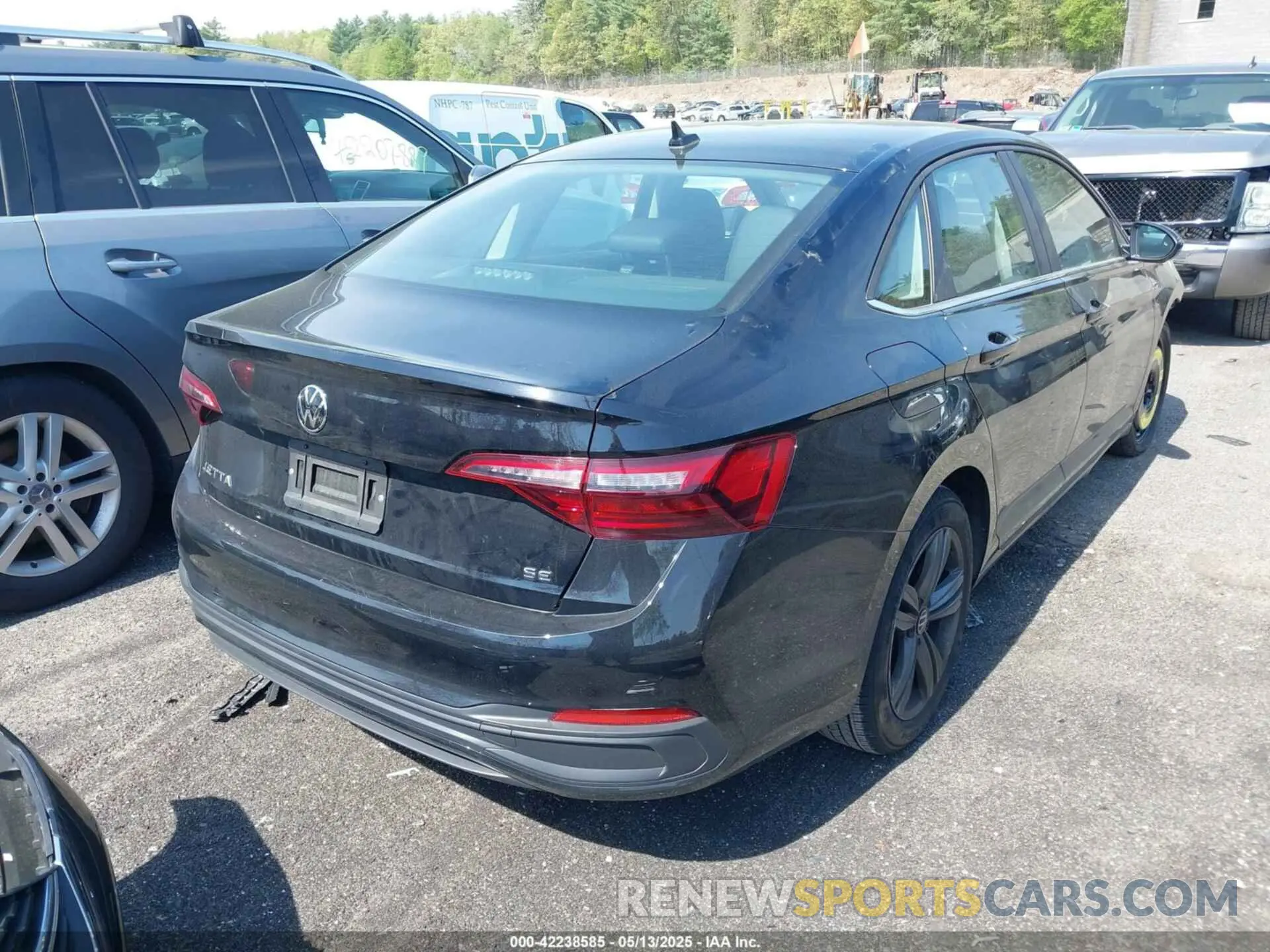 4 Фотография поврежденного автомобиля 3VWEM7BU0RM040900 VOLKSWAGEN JETTA 2024