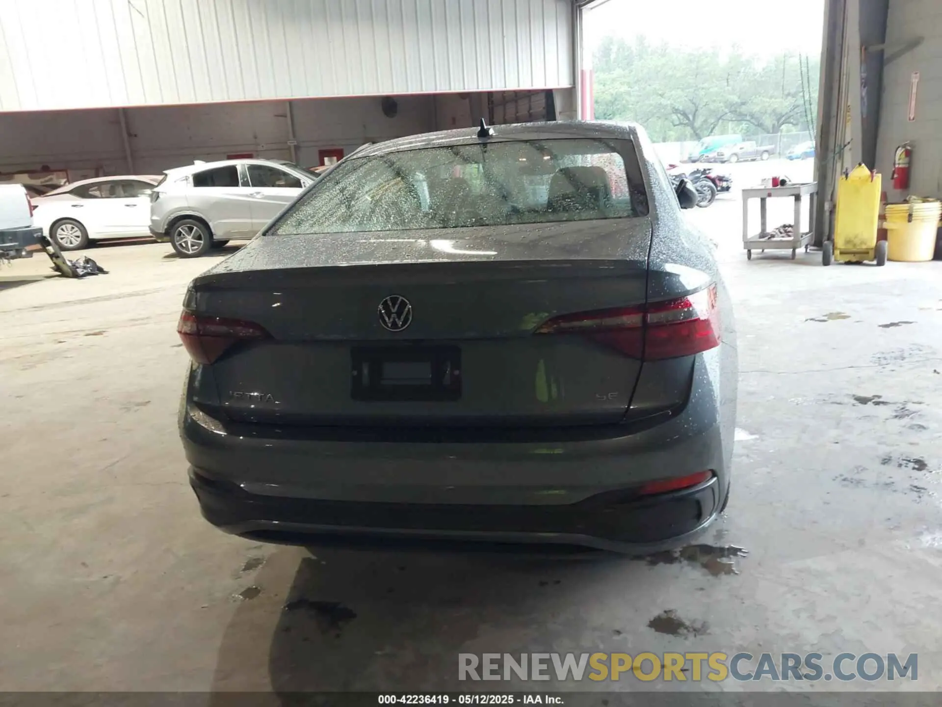 16 Photograph of a damaged car 3VWEM7BU1RM074196 VOLKSWAGEN JETTA 2024