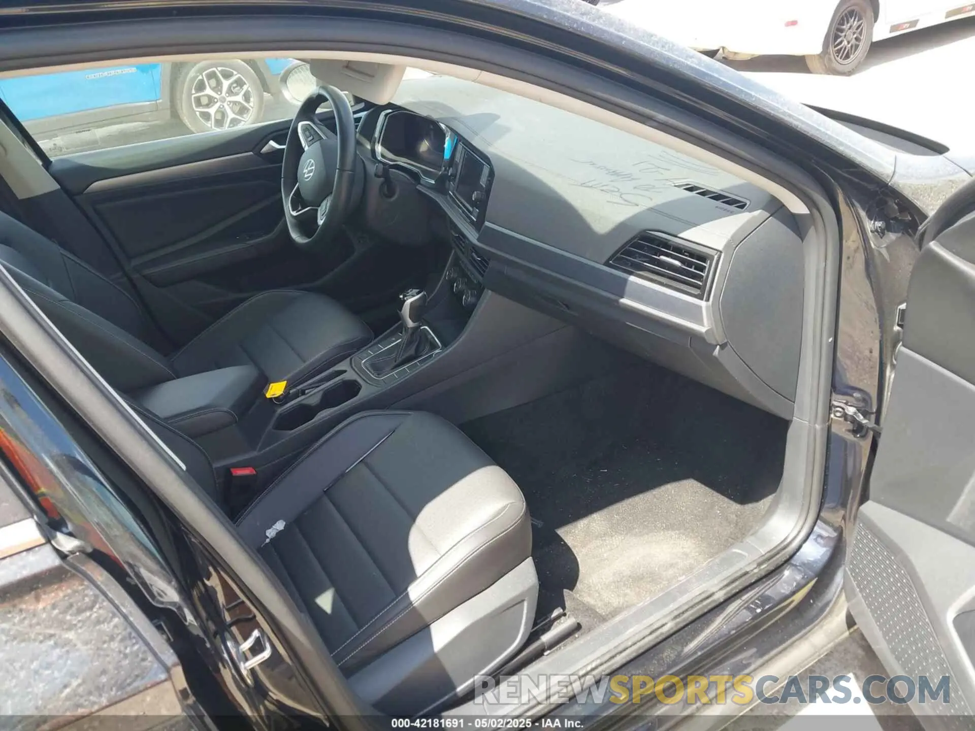 5 Photograph of a damaged car 3VWEM7BU2RM026089 VOLKSWAGEN JETTA 2024