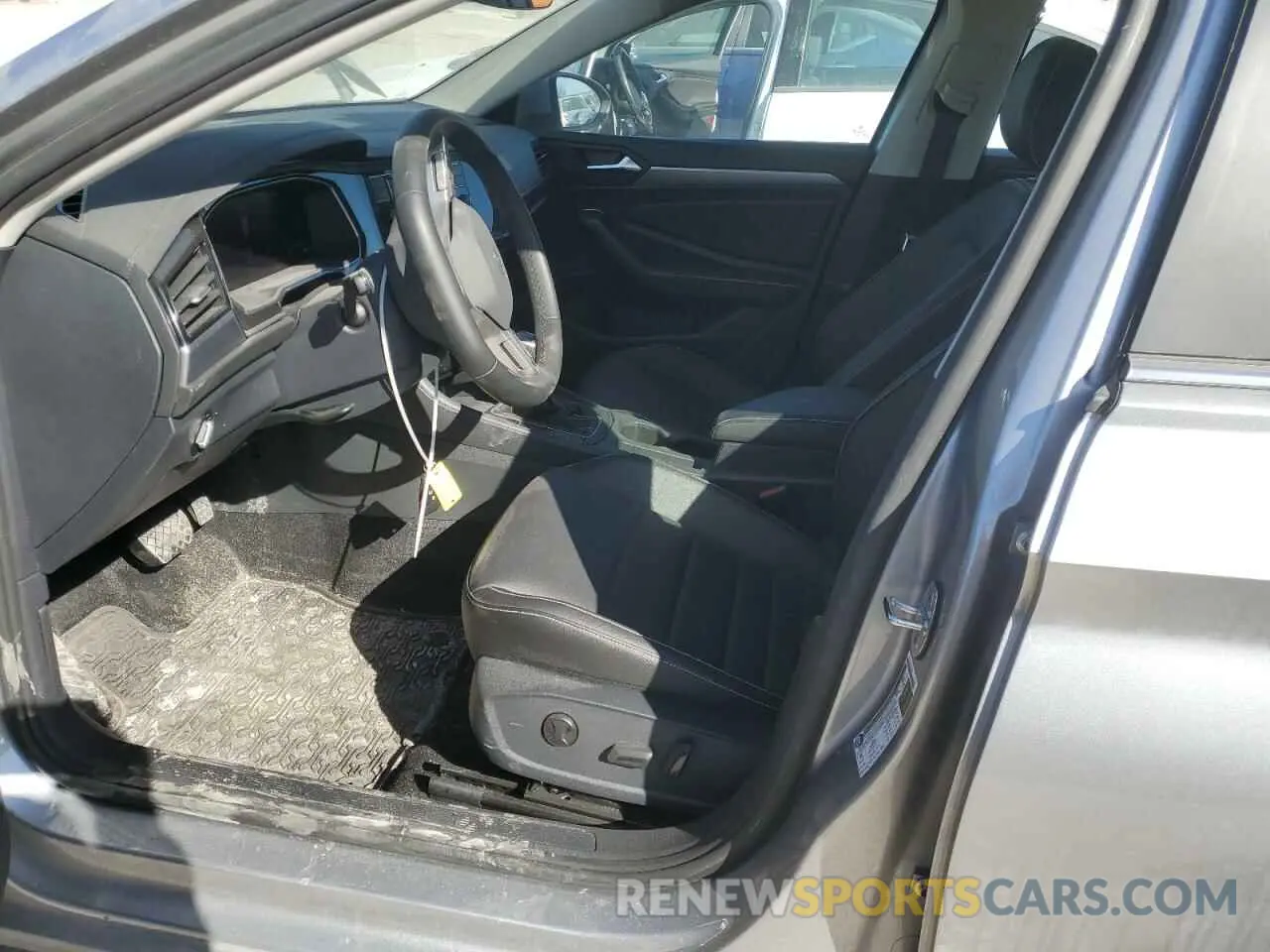 7 Photograph of a damaged car 3VWEM7BU3RM056752 VOLKSWAGEN JETTA 2024