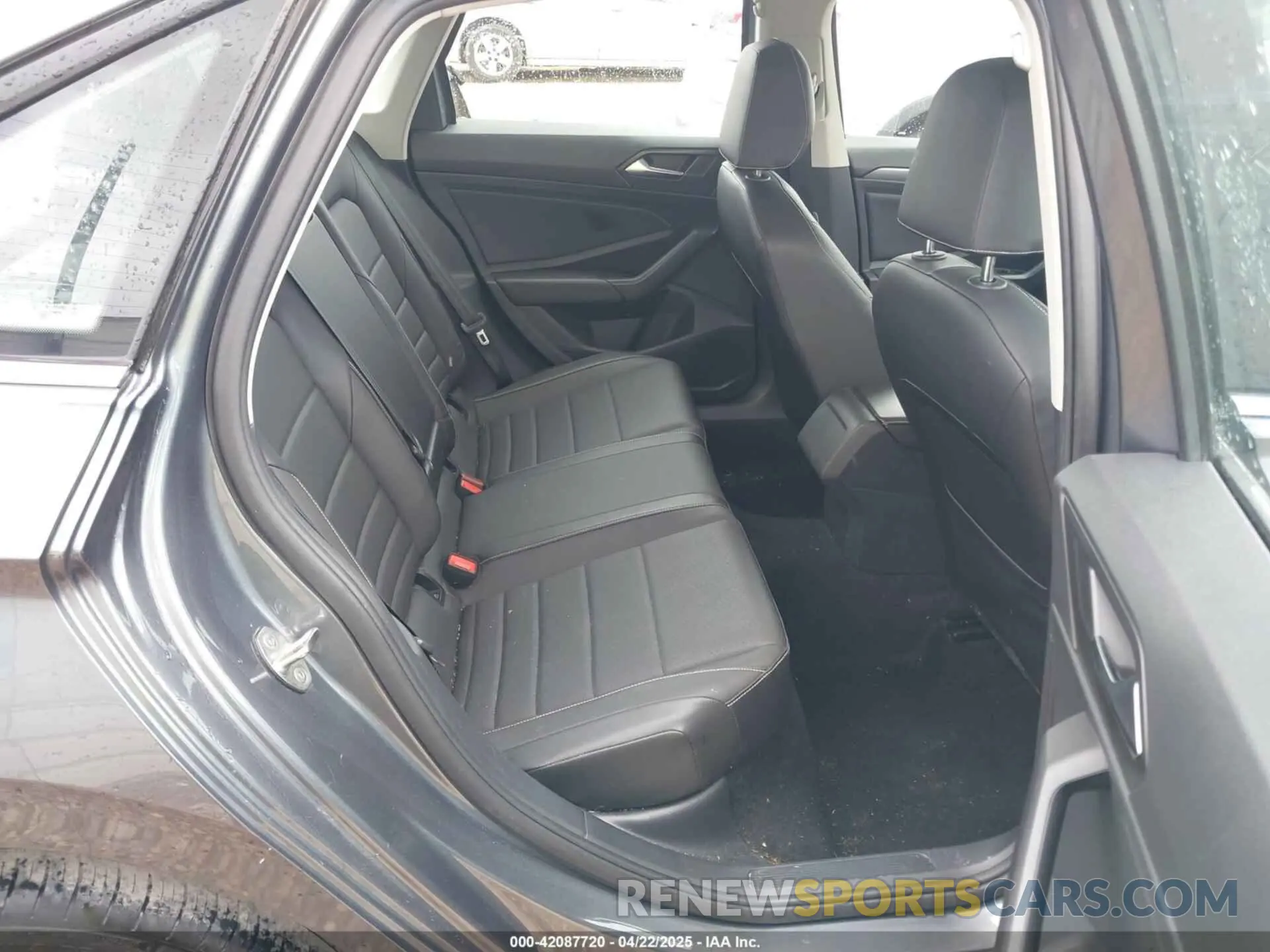 8 Photograph of a damaged car 3VWEM7BU6RM003964 VOLKSWAGEN JETTA 2024