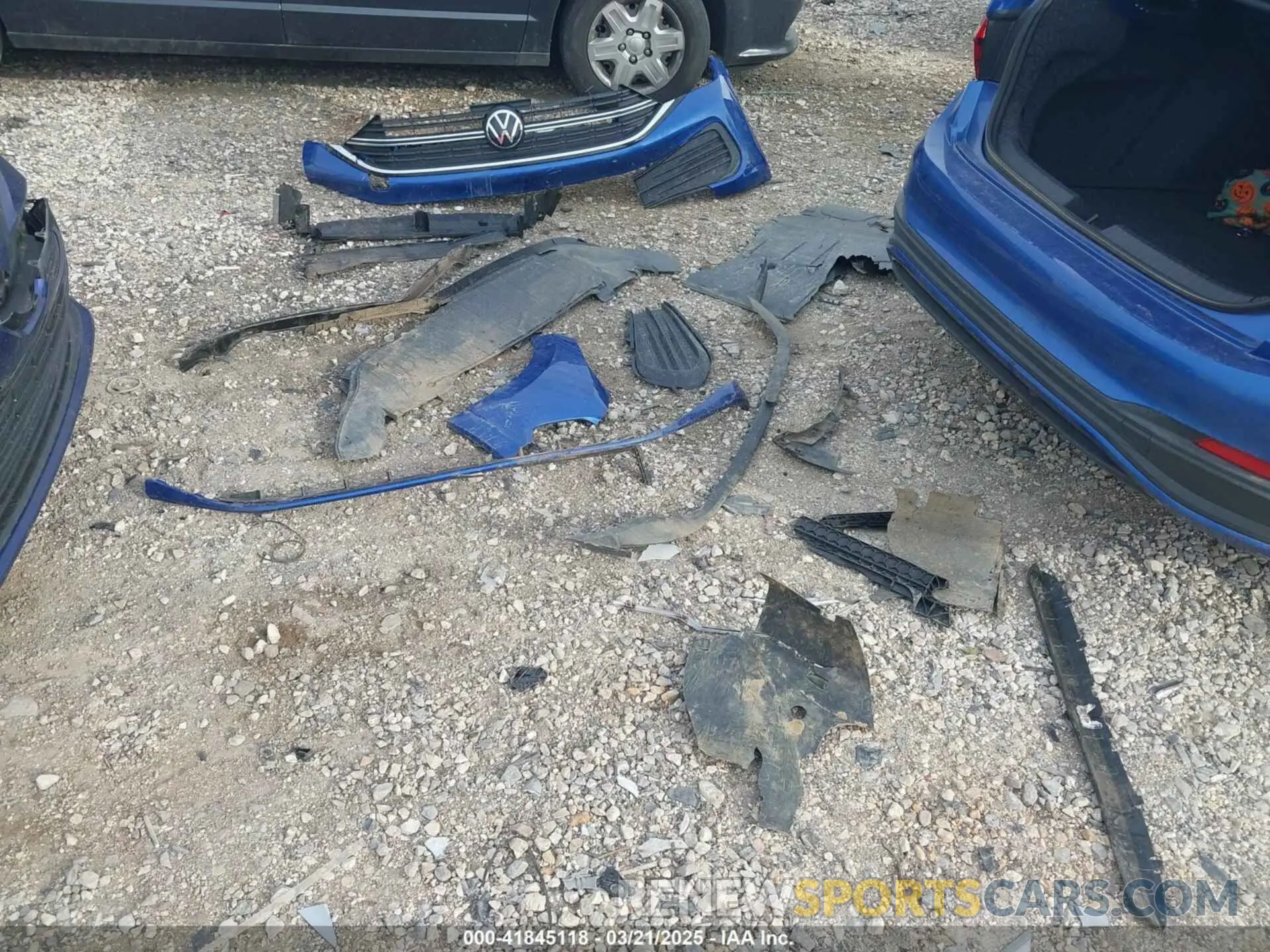 12 Photograph of a damaged car 3VWEM7BU6RM094301 VOLKSWAGEN JETTA 2024