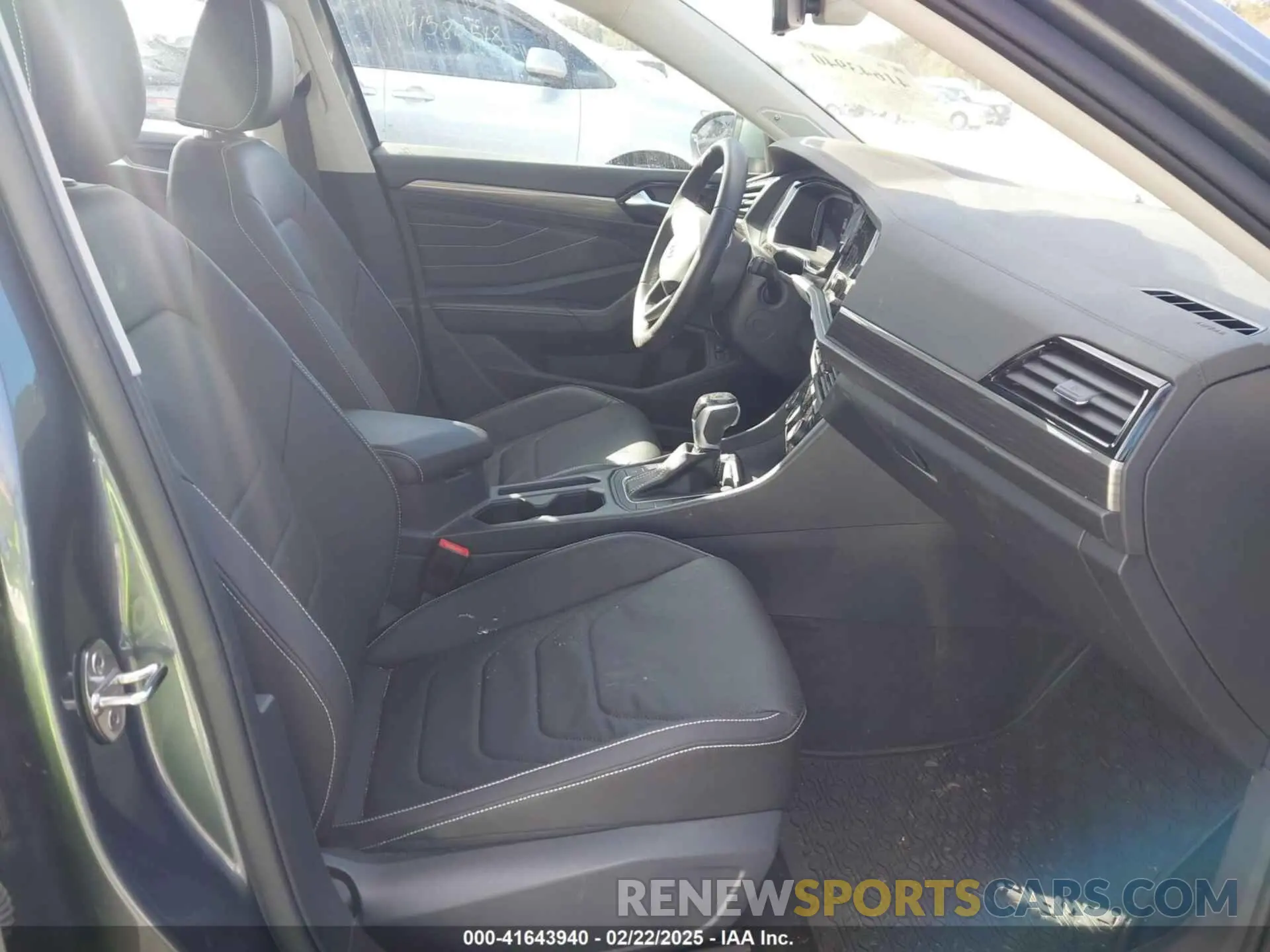 5 Photograph of a damaged car 3VWGM7BU6RM017906 VOLKSWAGEN JETTA 2024