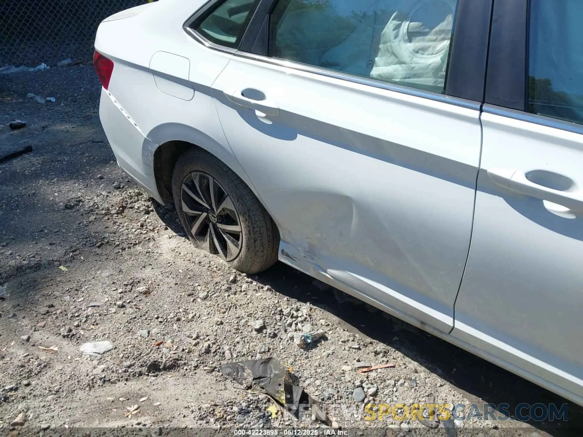 6 Photograph of a damaged car 3VW5X7BU1SM033919 VOLKSWAGEN JETTA 2025