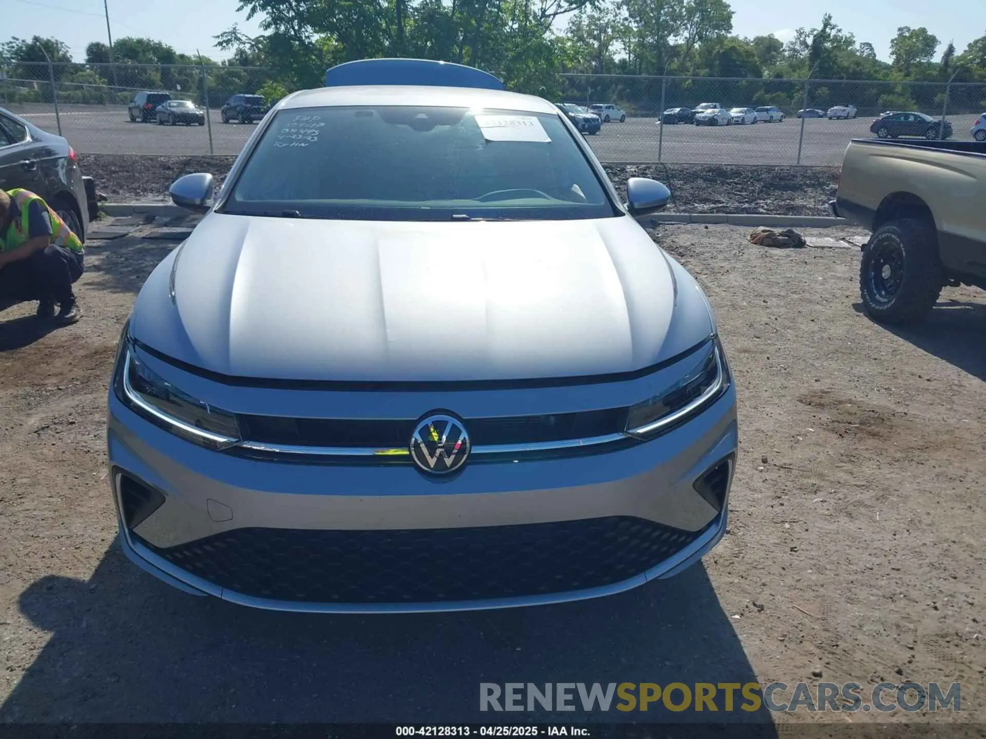 12 Photograph of a damaged car 3VW5X7BU2SM042628 VOLKSWAGEN JETTA 2025