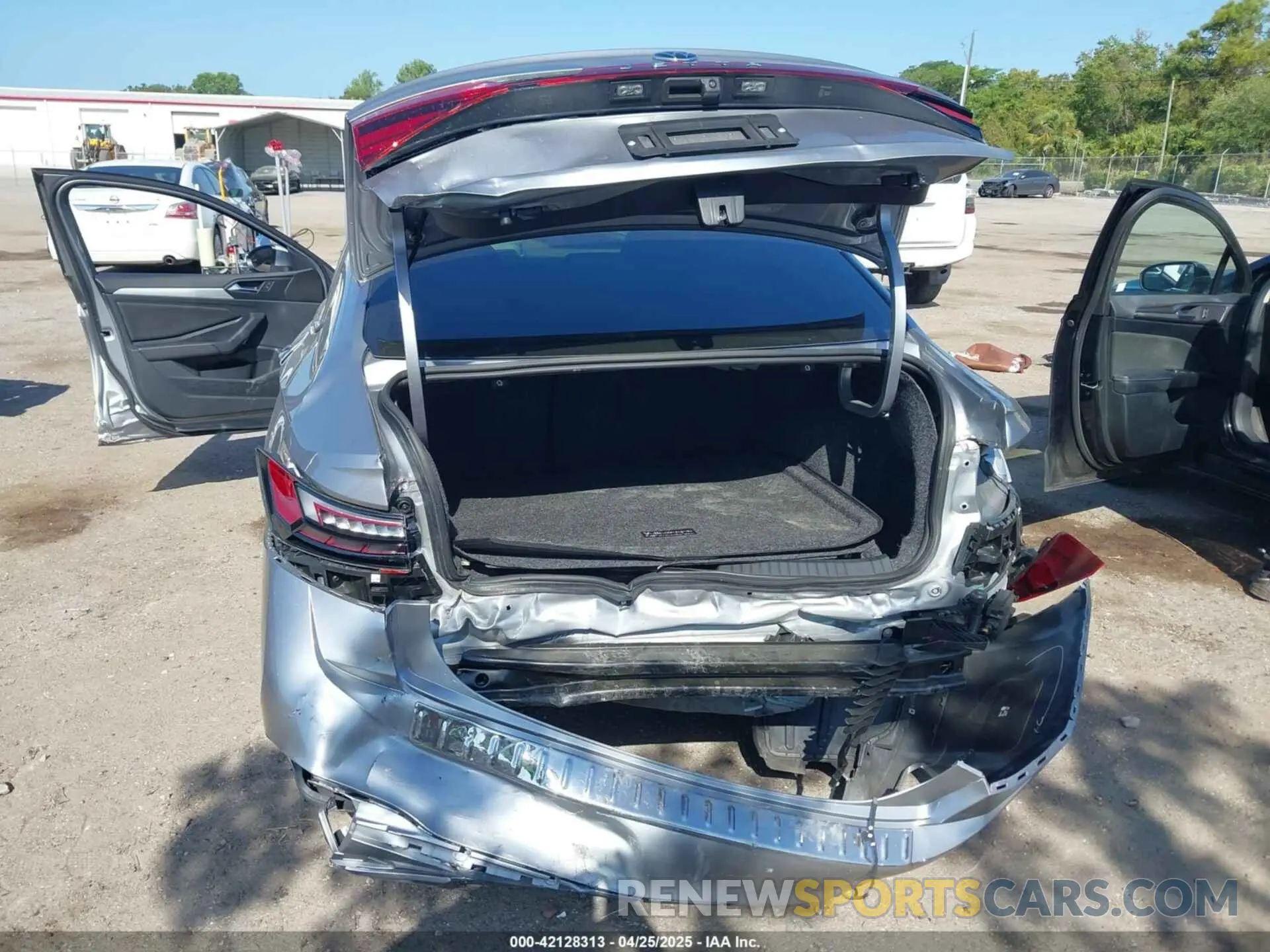 6 Photograph of a damaged car 3VW5X7BU2SM042628 VOLKSWAGEN JETTA 2025