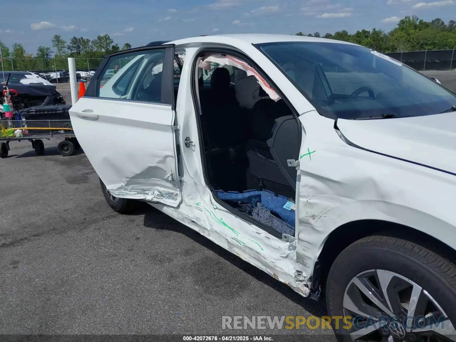 6 Photograph of a damaged car 3VW5X7BU2SM044699 VOLKSWAGEN JETTA 2025