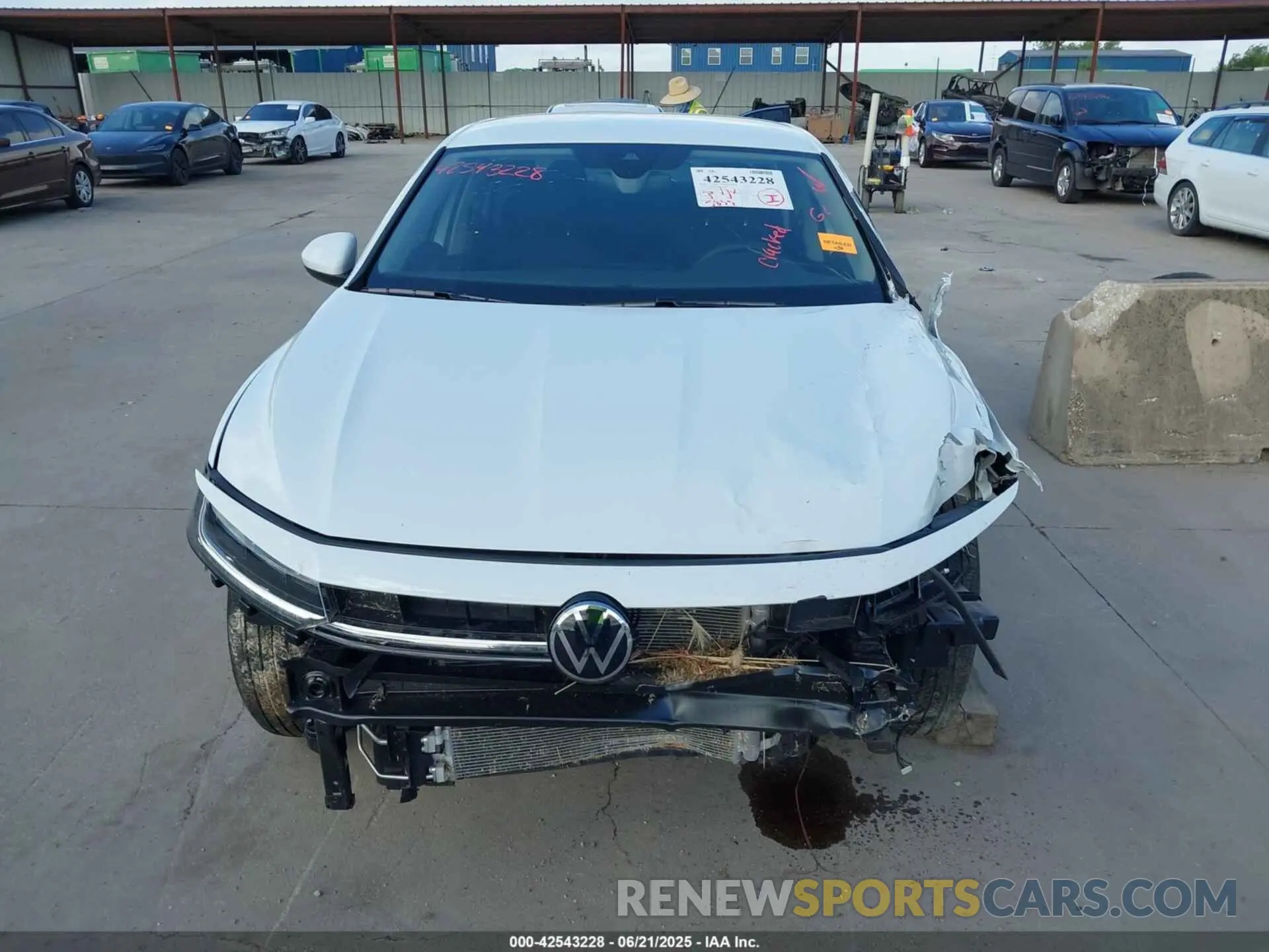 12 Photograph of a damaged car 3VW5X7BU2SM052642 VOLKSWAGEN JETTA 2025