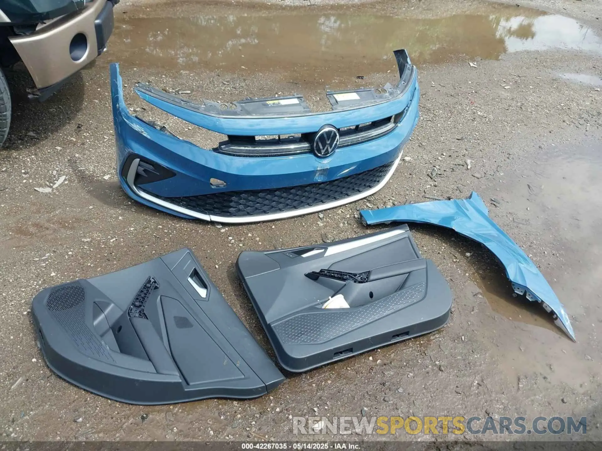 12 Photograph of a damaged car 3VW5X7BU4SM036684 VOLKSWAGEN JETTA 2025