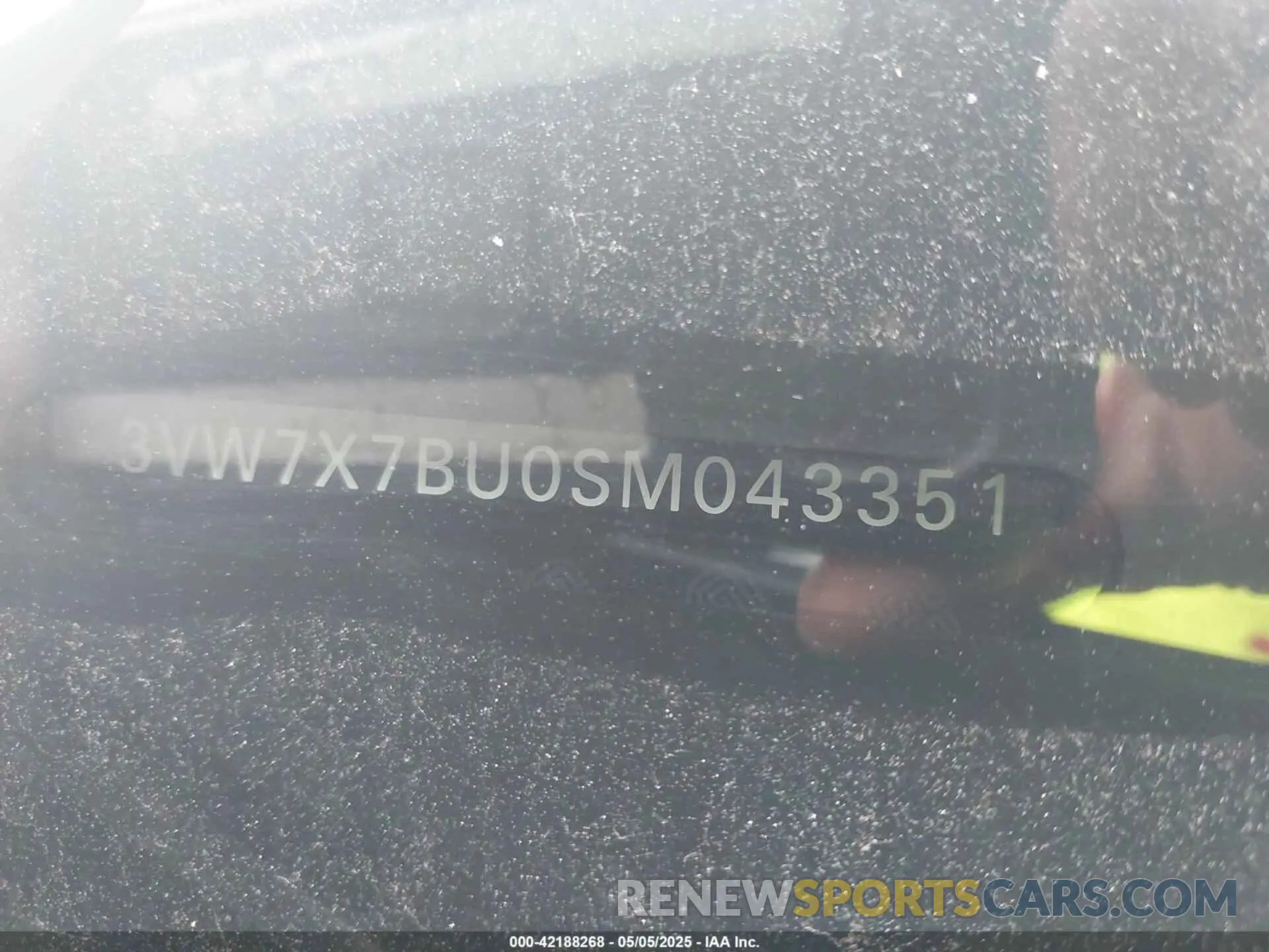 9 Photograph of a damaged car 3VW7X7BU0SM043351 VOLKSWAGEN JETTA 2025