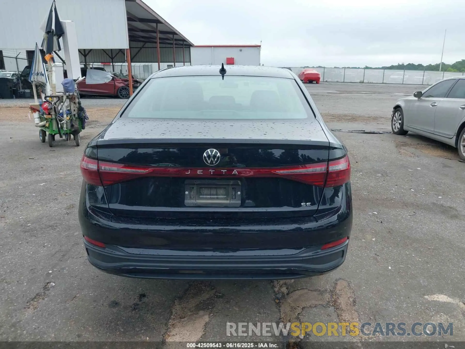 16 Фотография поврежденного автомобиля 3VW7X7BU4SM043286 VOLKSWAGEN JETTA 2025