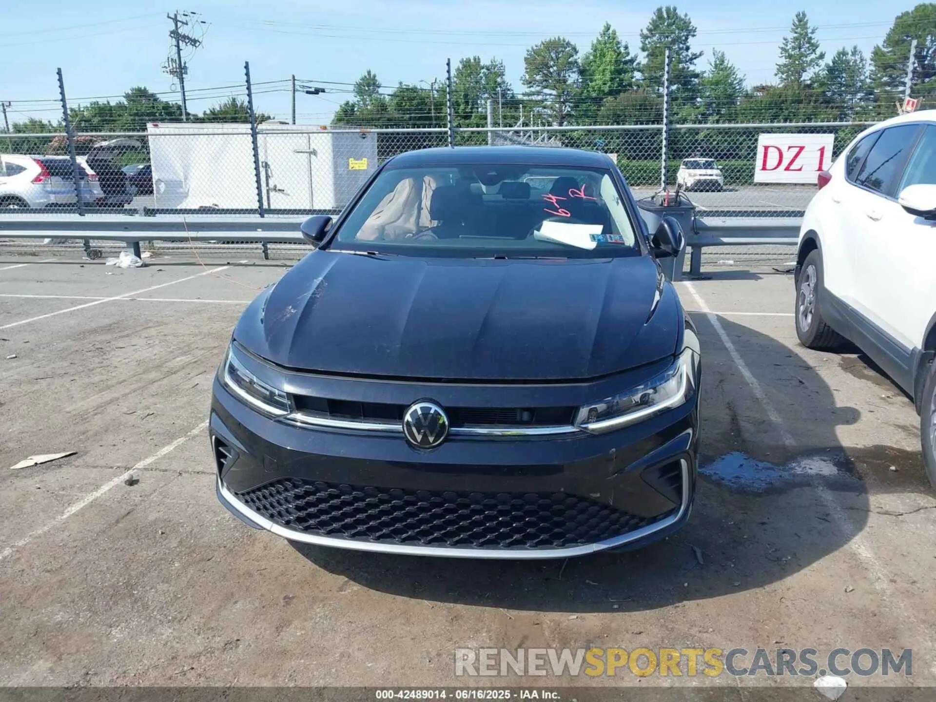 12 Фотография поврежденного автомобиля 3VW7X7BU5SM012063 VOLKSWAGEN JETTA 2025