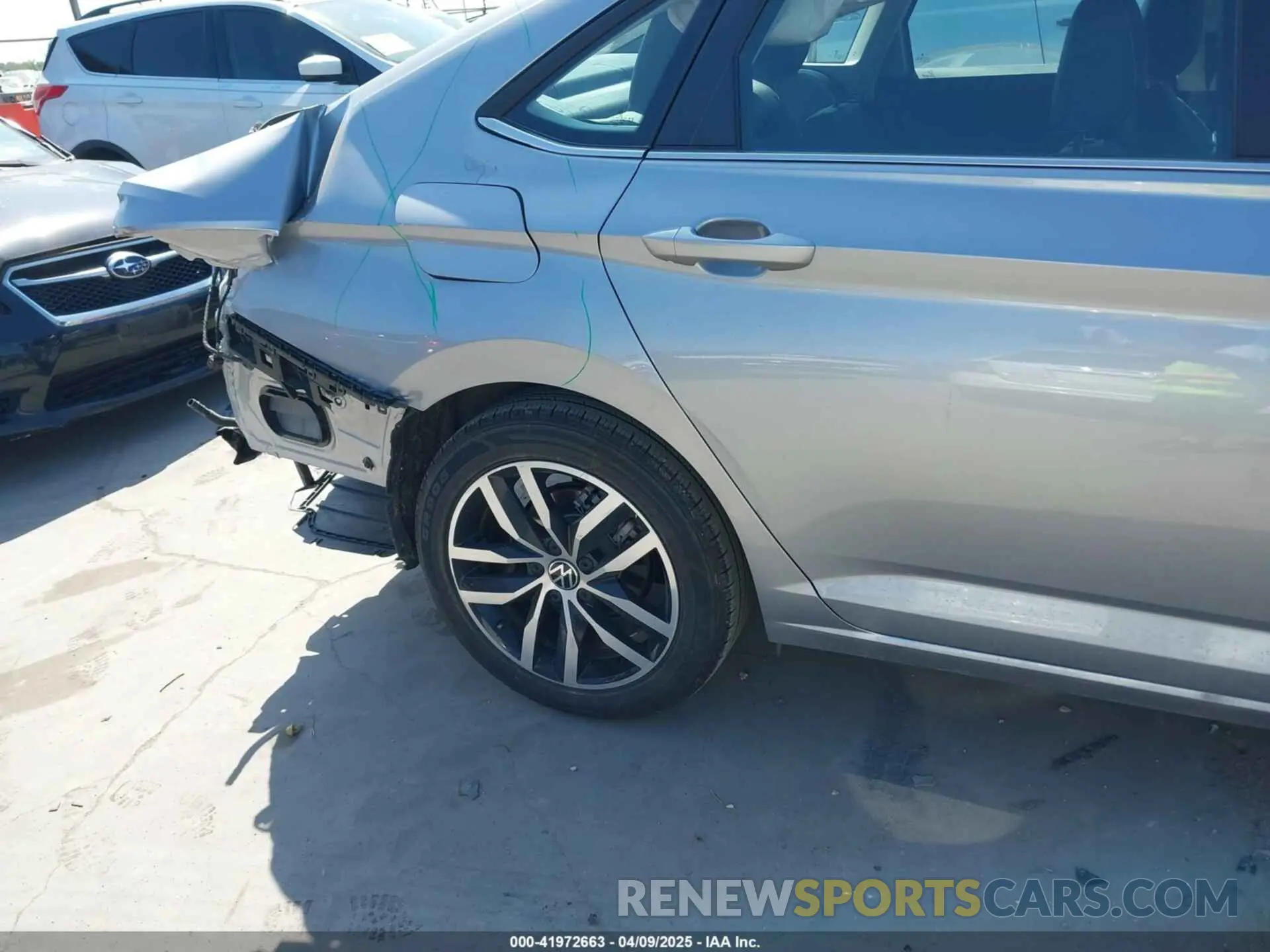 18 Photograph of a damaged car 3VW7X7BU6SM039627 VOLKSWAGEN JETTA 2025
