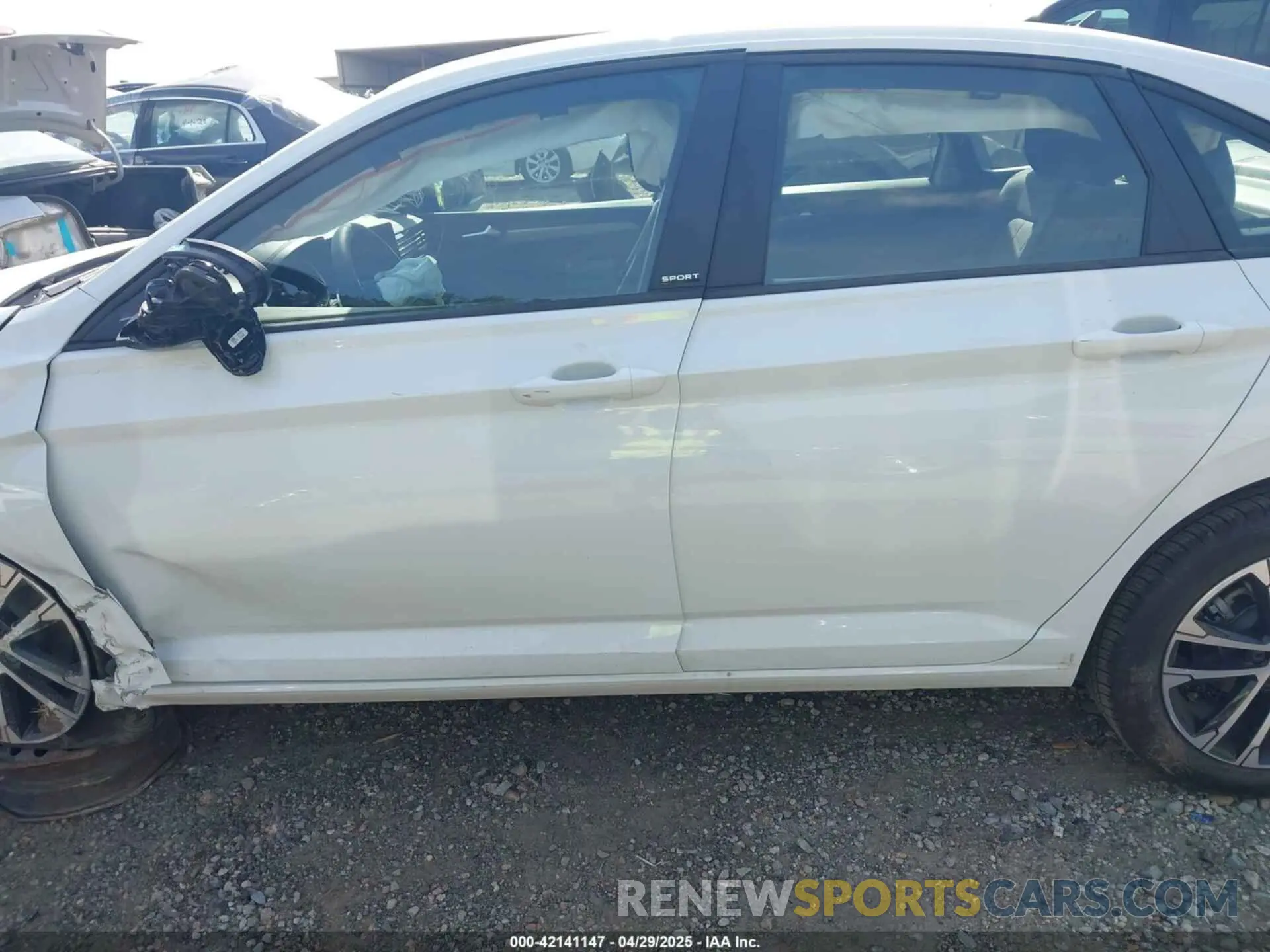 14 Photograph of a damaged car 3VWBX7BU1SM066003 VOLKSWAGEN JETTA 2025