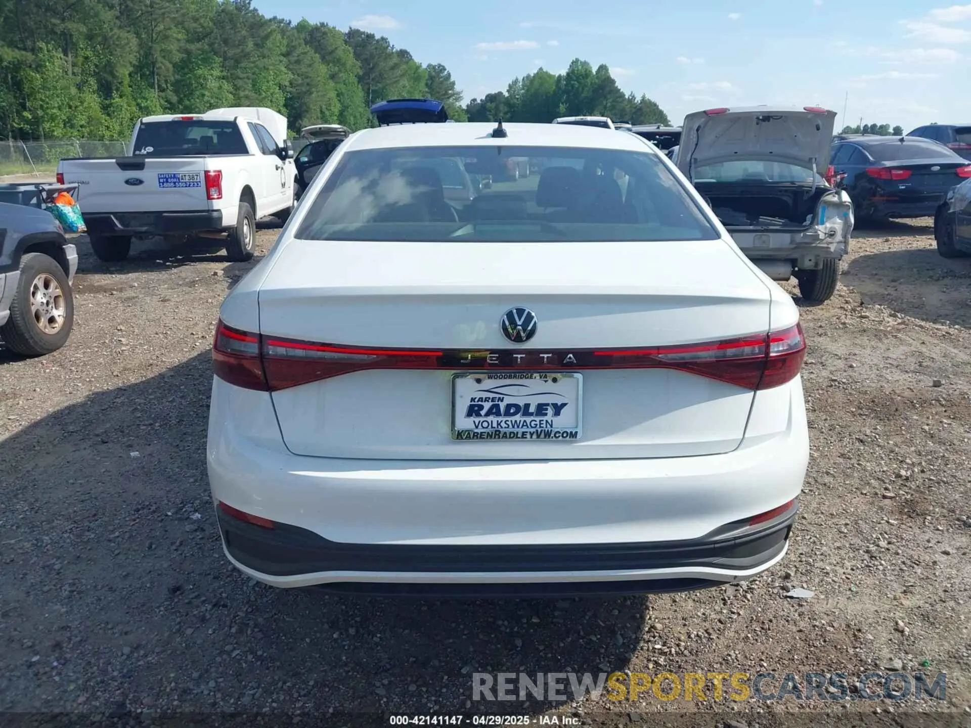 16 Photograph of a damaged car 3VWBX7BU1SM066003 VOLKSWAGEN JETTA 2025