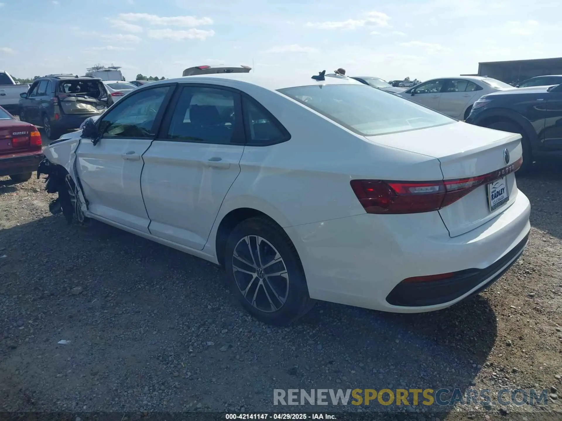 3 Photograph of a damaged car 3VWBX7BU1SM066003 VOLKSWAGEN JETTA 2025
