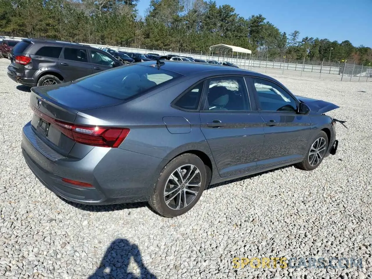 3 Фотография поврежденного автомобиля 3VWBX7BU2SM038212 VOLKSWAGEN JETTA 2025