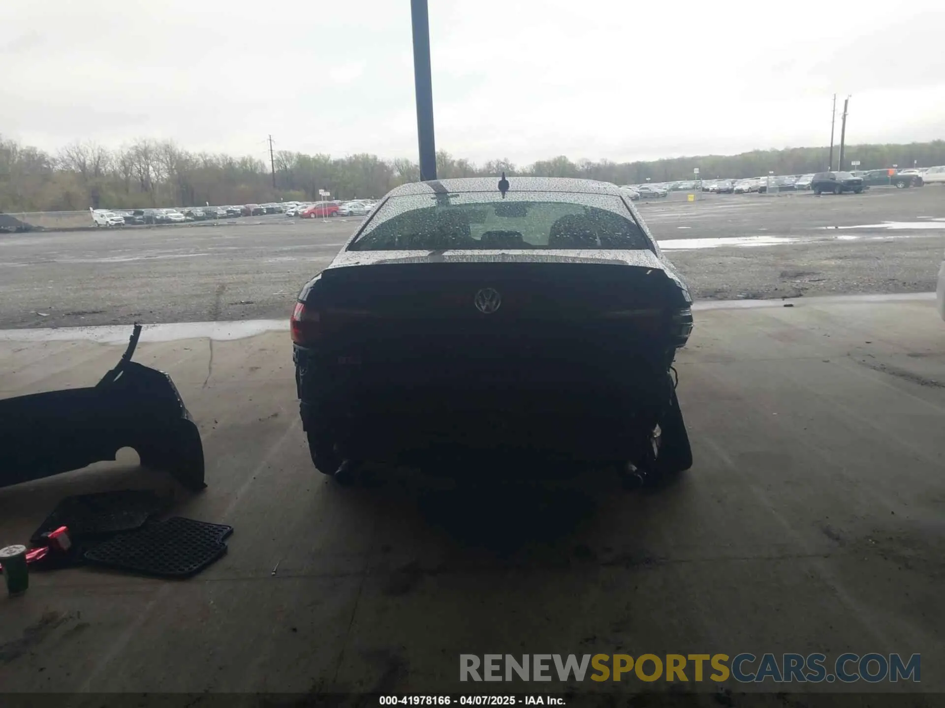 17 Photograph of a damaged car 3VW6T7BU5KM220984 VOLKSWAGEN JETTA GLI 2019