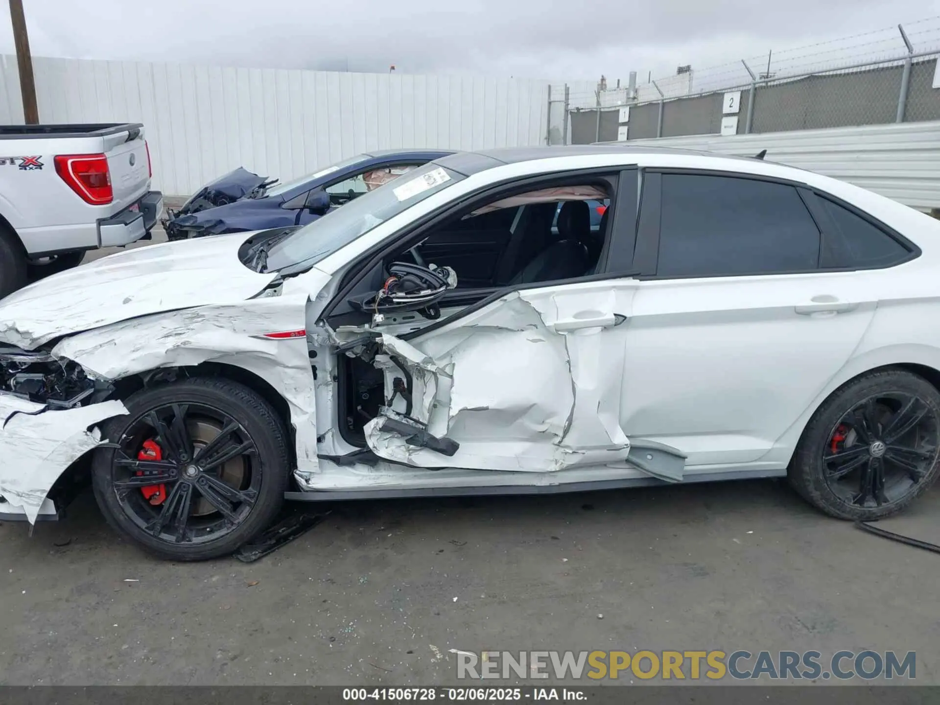 14 Photograph of a damaged car 3VW6T7BU5LM018308 VOLKSWAGEN JETTA GLI 2020