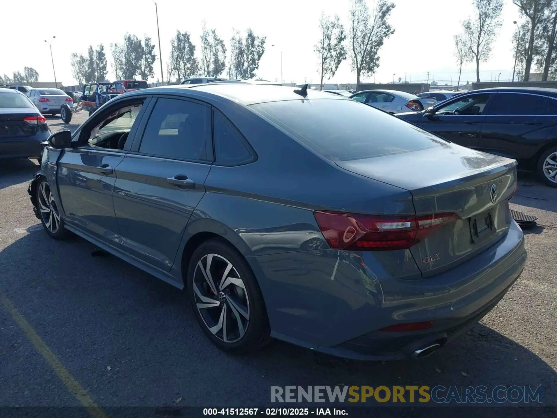 3 Фотография поврежденного автомобиля 3VW2T7BU2RM062208 VOLKSWAGEN JETTA GLI 2024