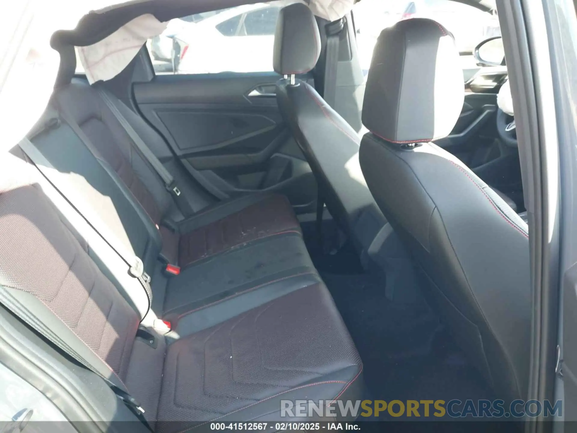 8 Фотография поврежденного автомобиля 3VW2T7BU2RM062208 VOLKSWAGEN JETTA GLI 2024
