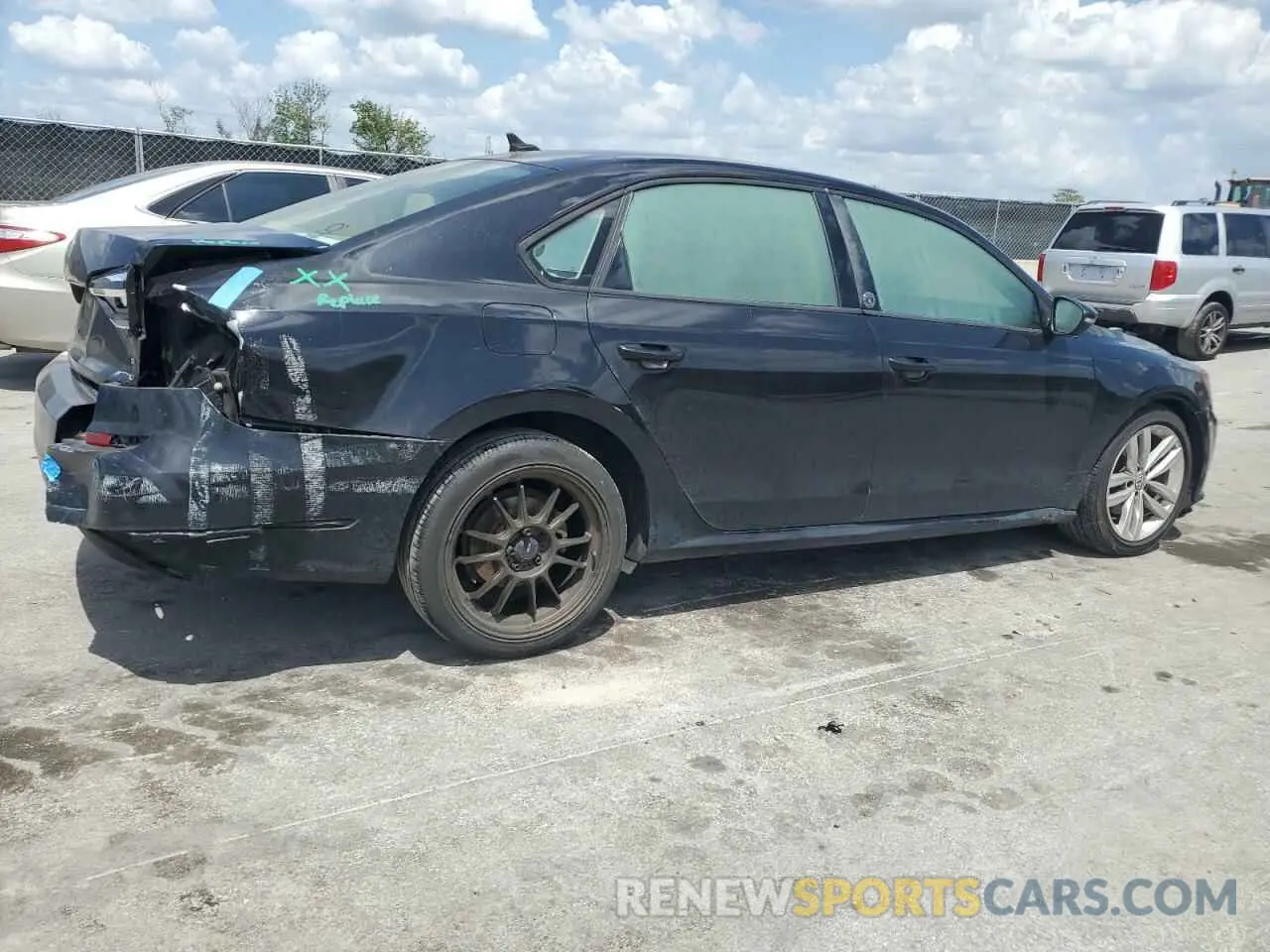 3 Фотография поврежденного автомобиля 1VWLA7A30KC014166 VOLKSWAGEN PASSAT 2019