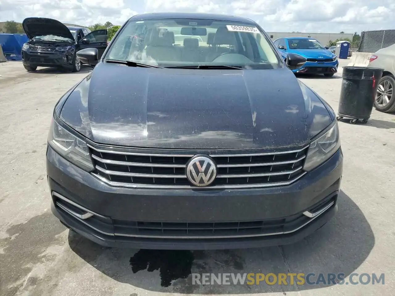 5 Фотография поврежденного автомобиля 1VWLA7A30KC014166 VOLKSWAGEN PASSAT 2019