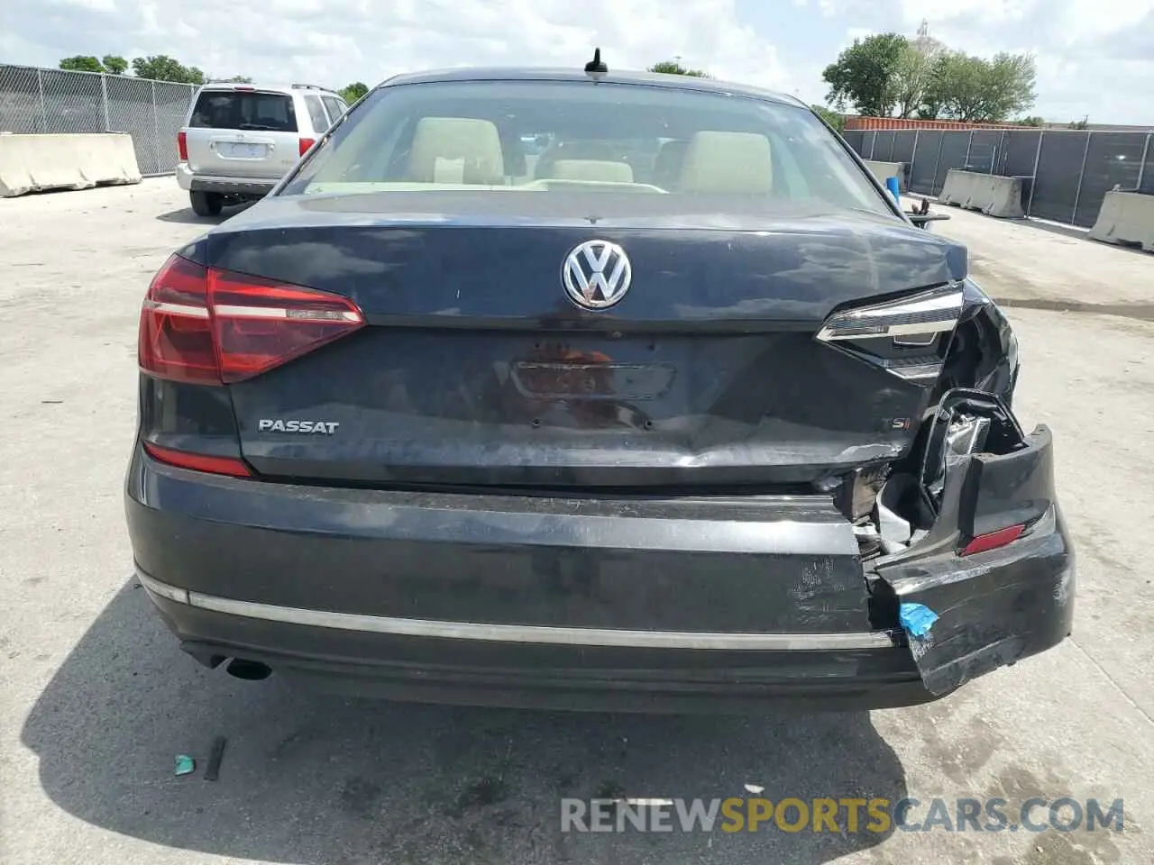6 Фотография поврежденного автомобиля 1VWLA7A30KC014166 VOLKSWAGEN PASSAT 2019